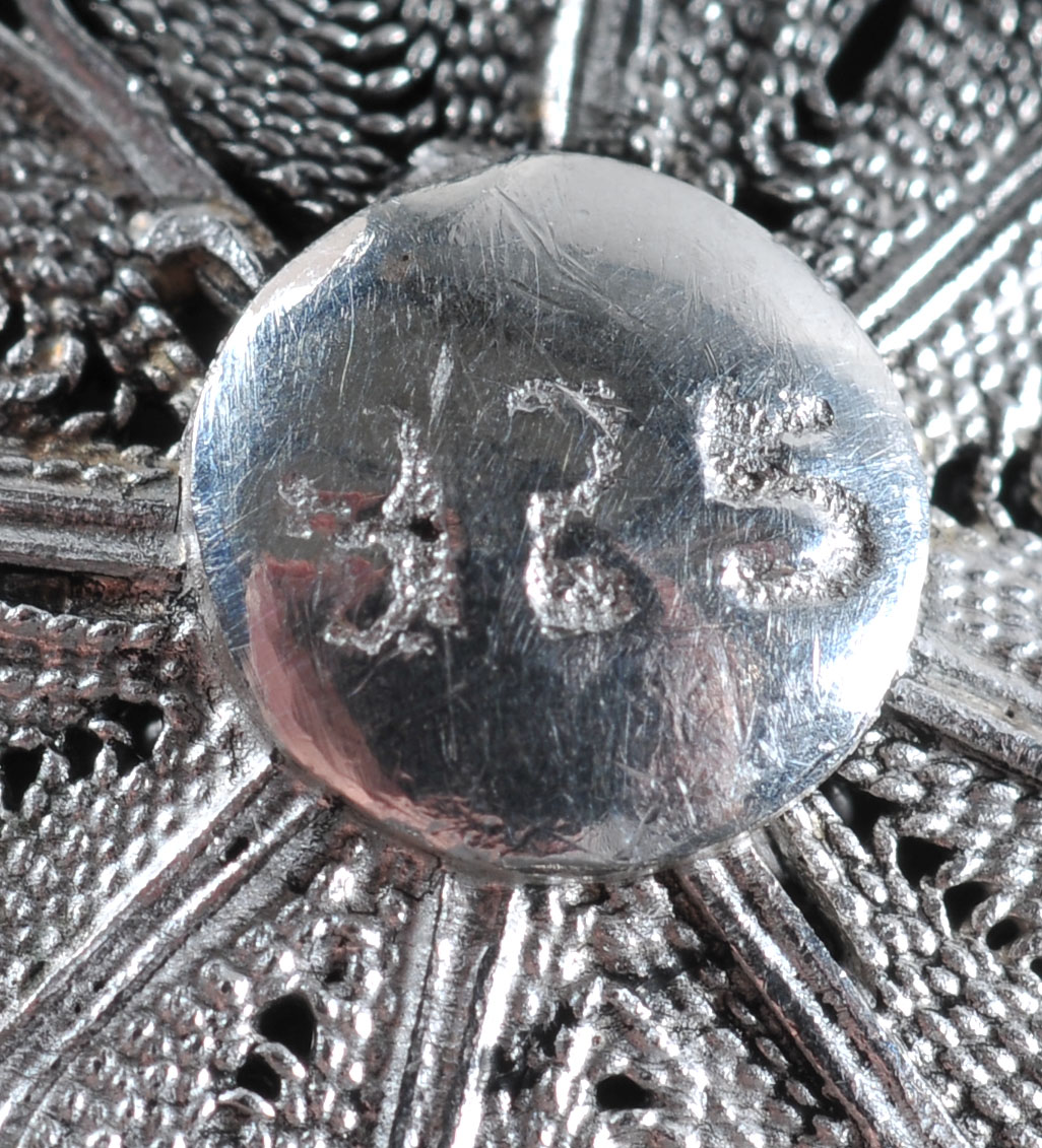 Beautiful Intricate Floral Link Bracelet