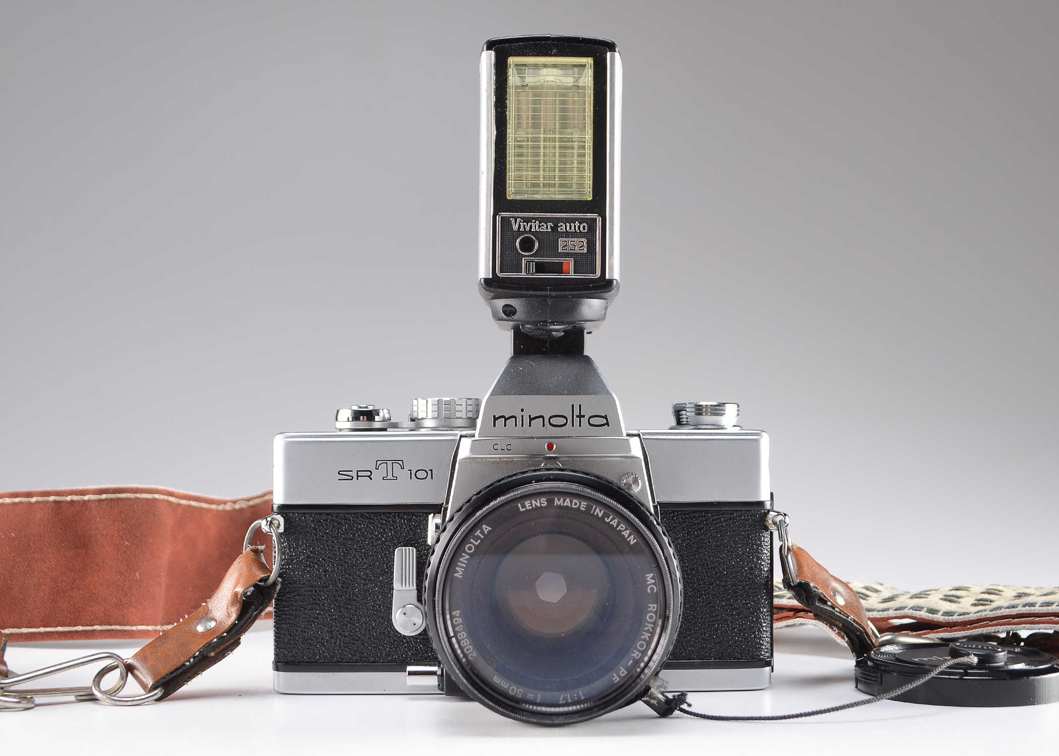 Vintage Minolta SRT 101 Film Camera in Case