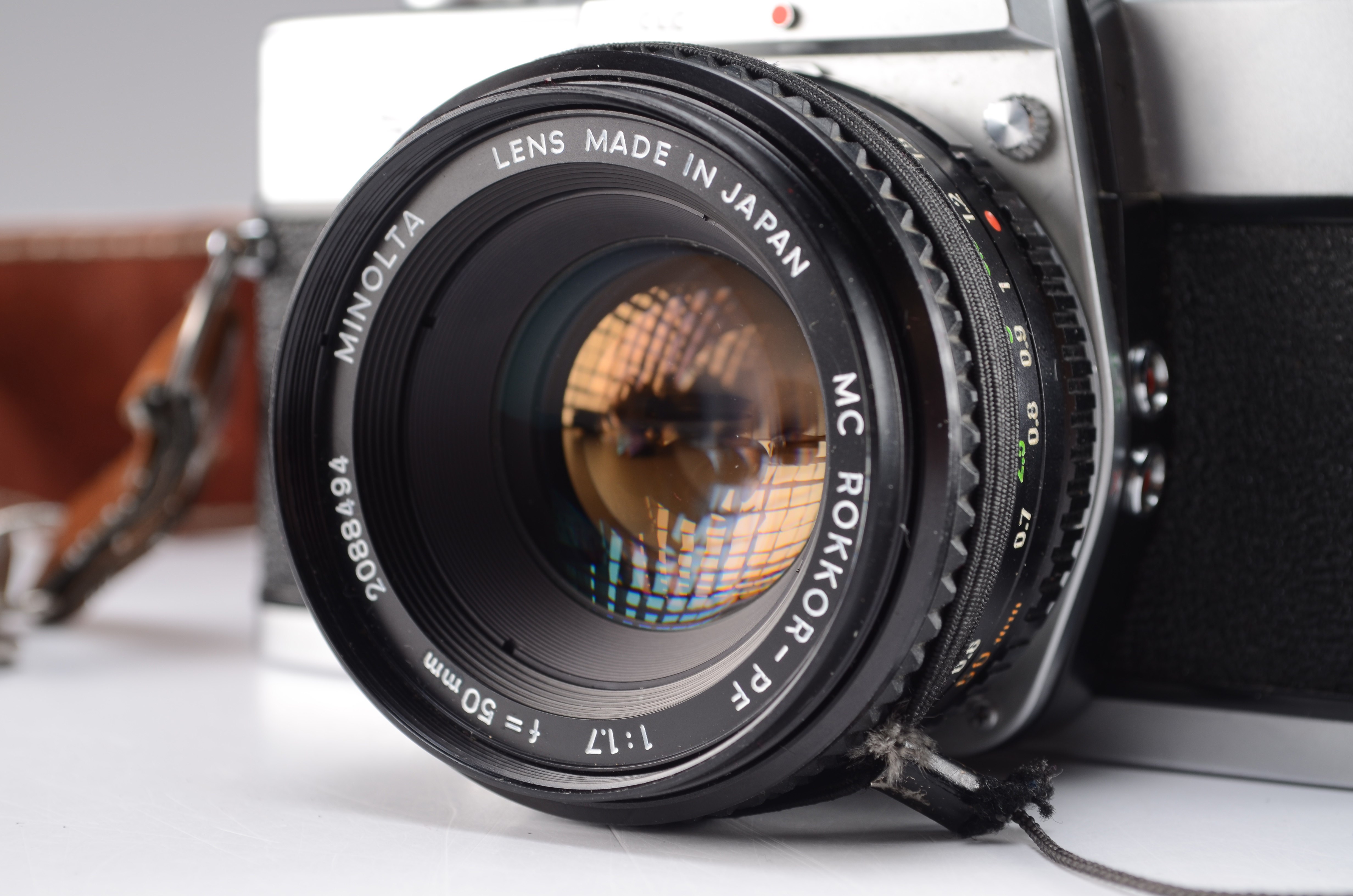 Vintage Minolta SRT 101 Film Camera in Case