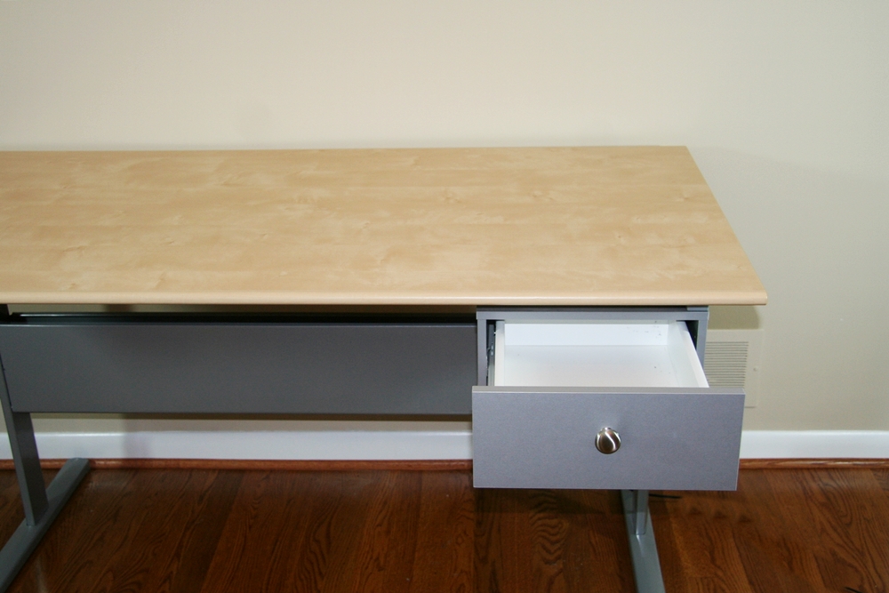 Modern Office Desk