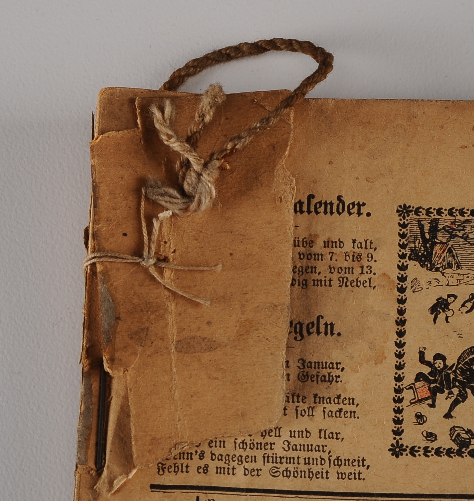 Three Vintage Magazines and Two German Language Almanacs 