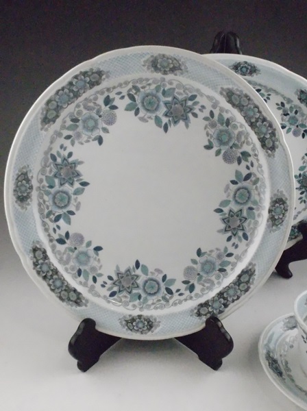 Spanish Pontesa China Set