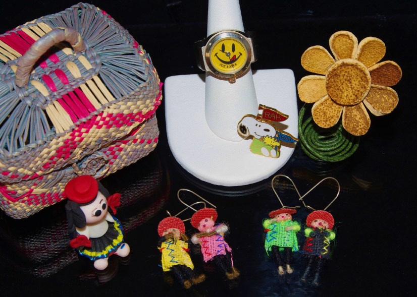 'Joe Boxer' Smiley Face Ring Watch with Collection of Fun Miniatures