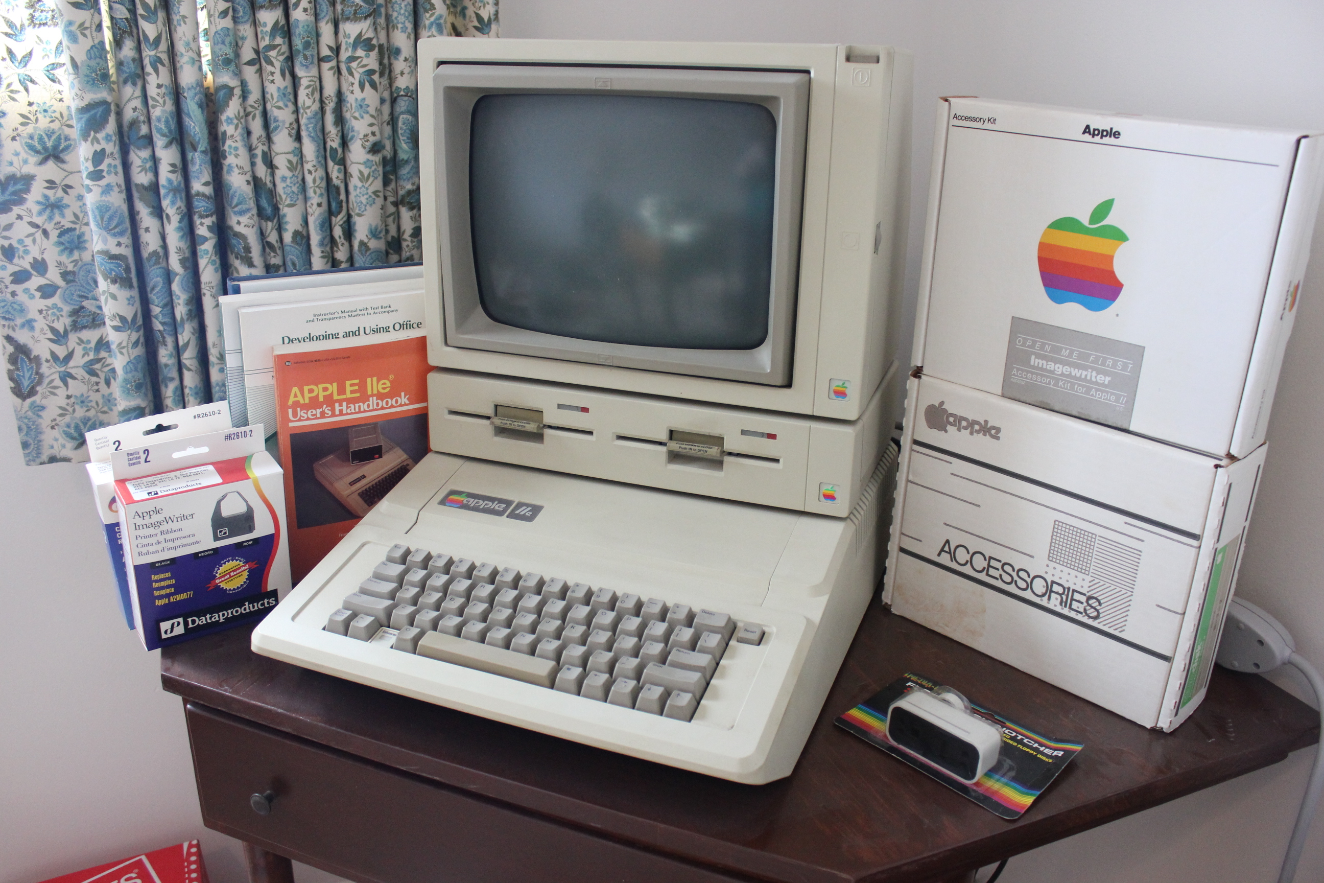 Vintage Apple IIe Computer, Printer and Accessories 
