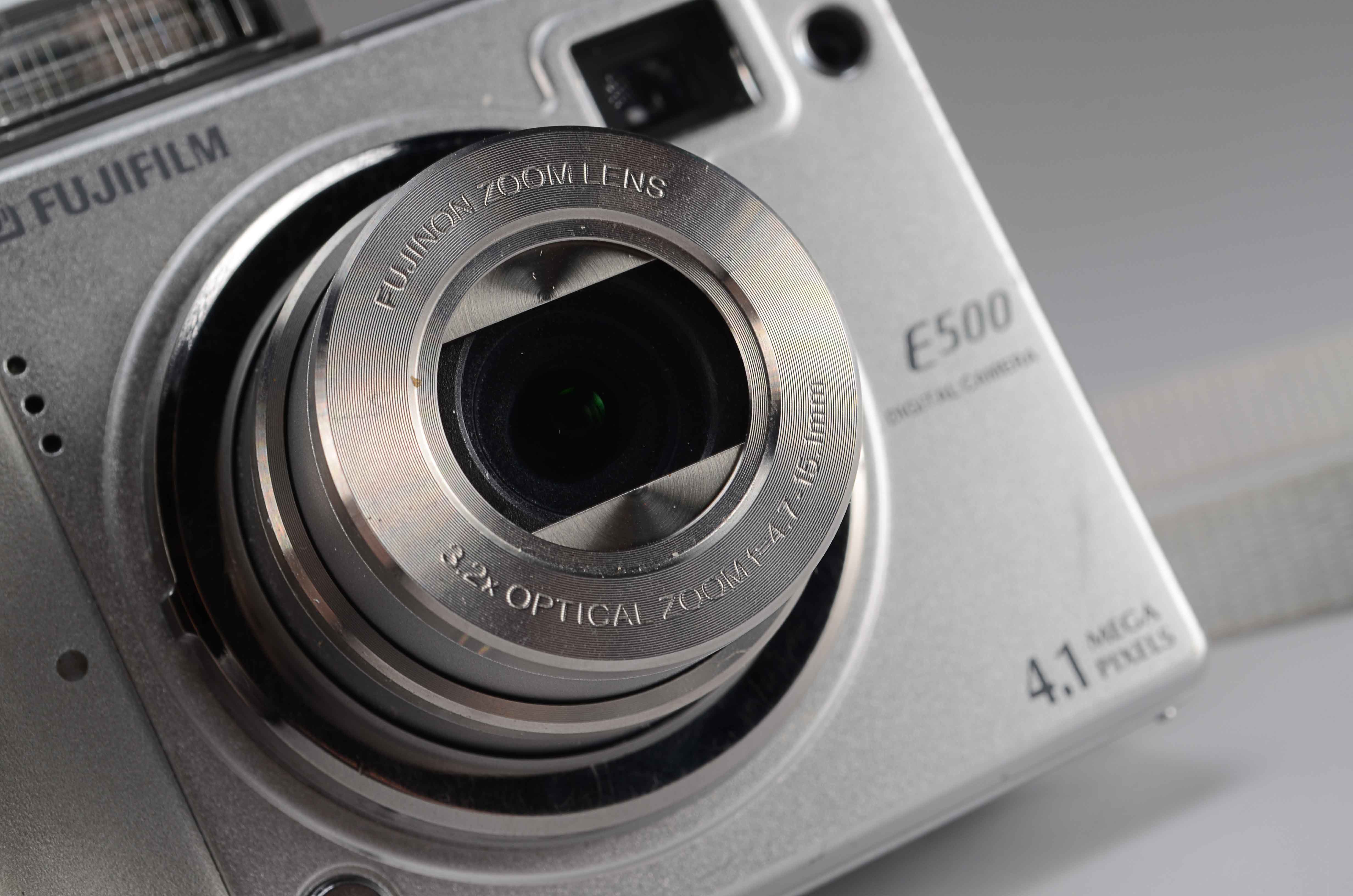 Fuji FinePix E500 Digital Camera