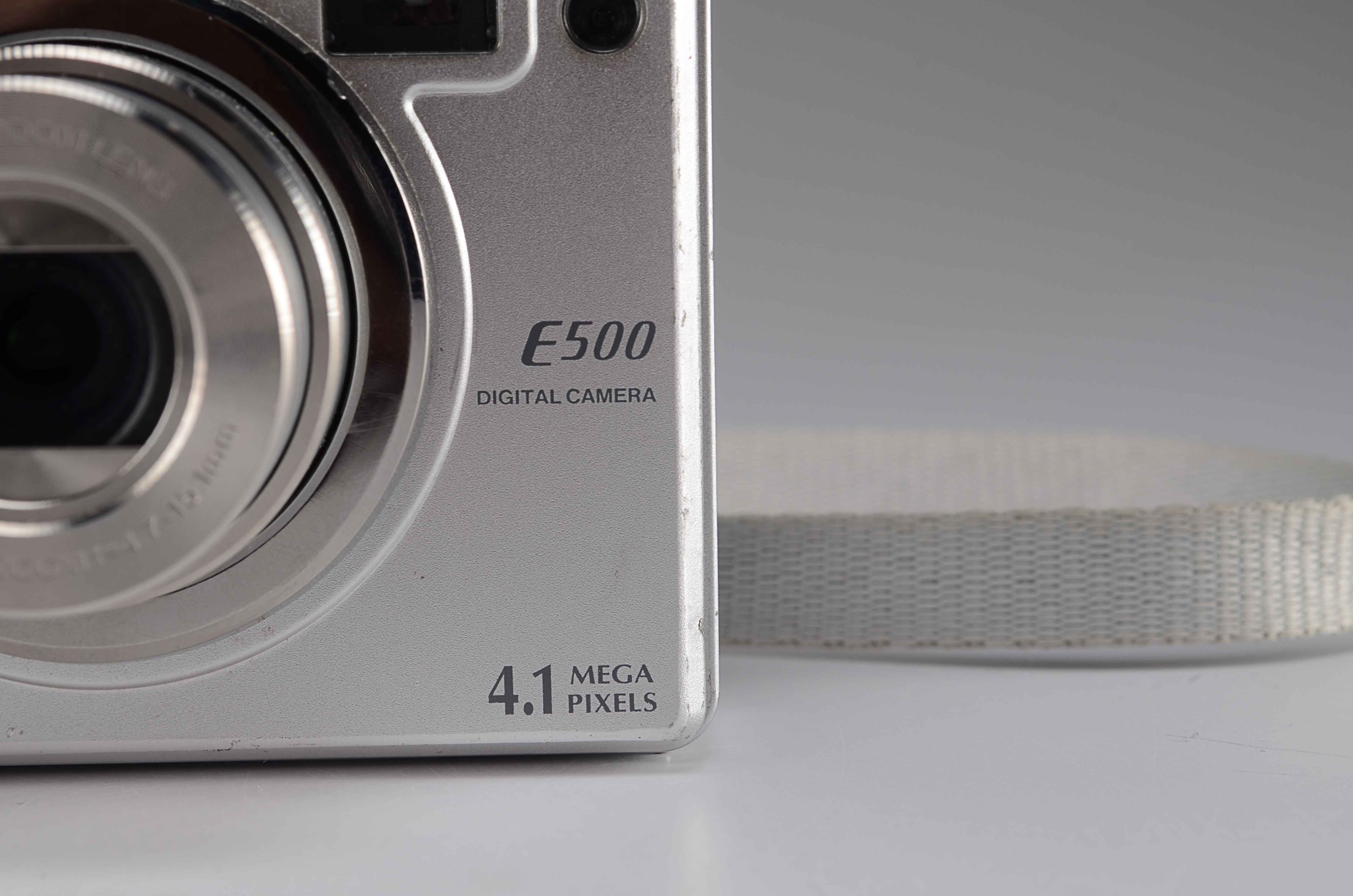 Fuji FinePix E500 Digital Camera