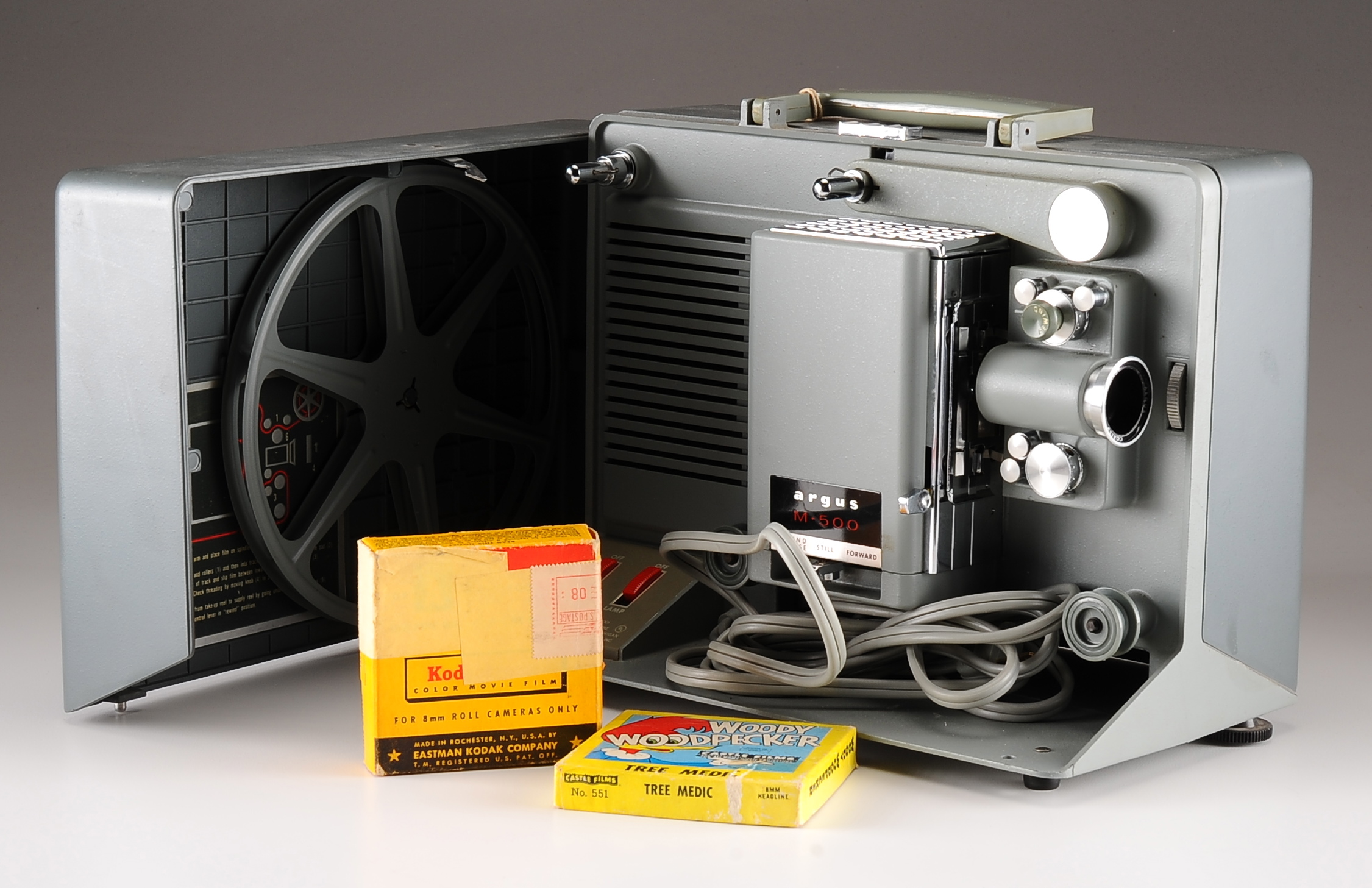 Argus M-500 8mm Home Movie Projector