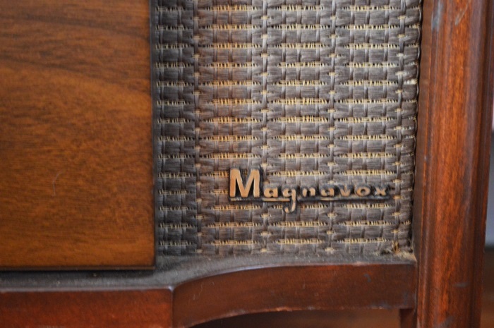 Vintage Magnavox Console Stereo Turntable