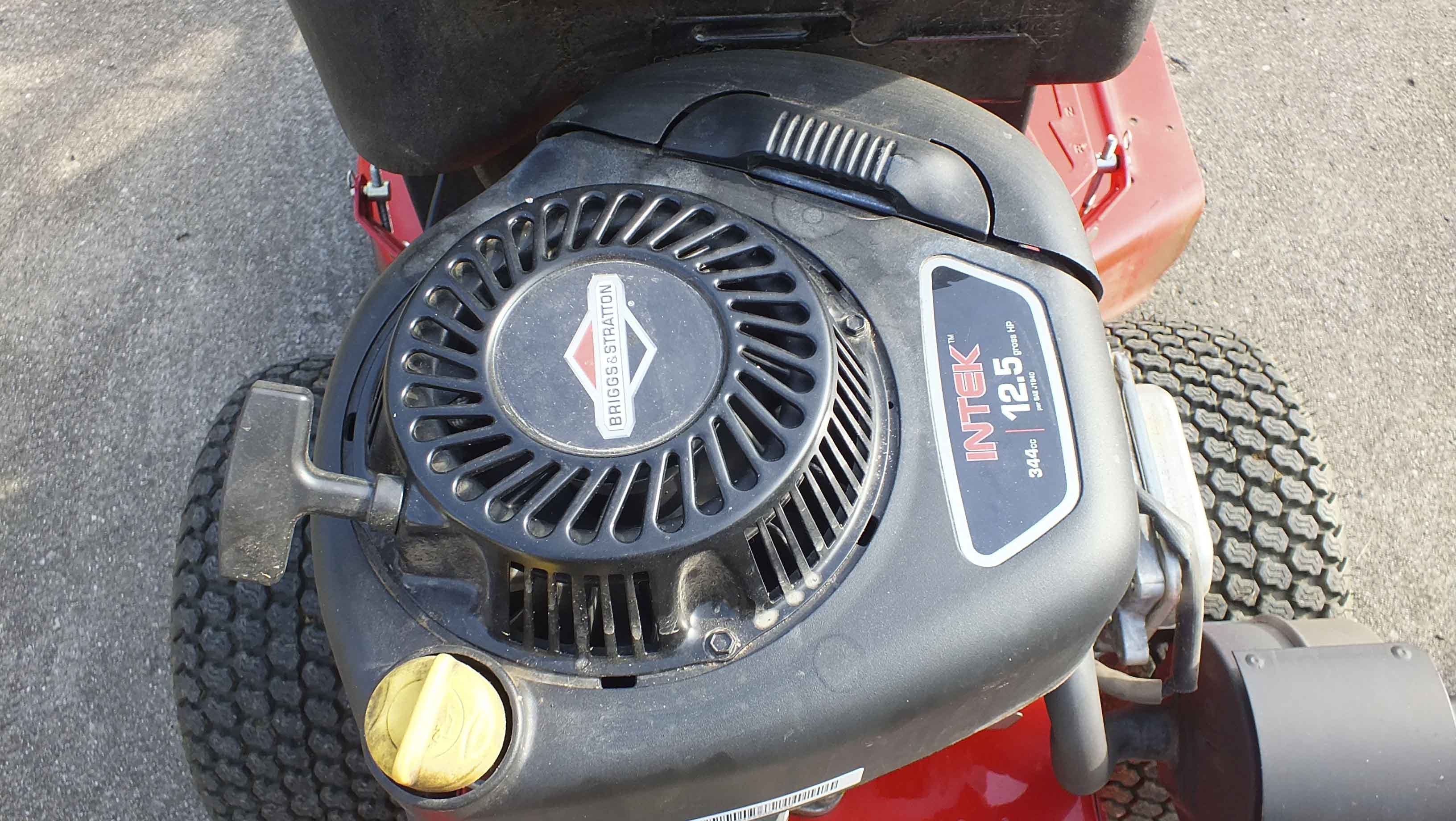 2009 Snapper Riding Mower with Leaf Catcher