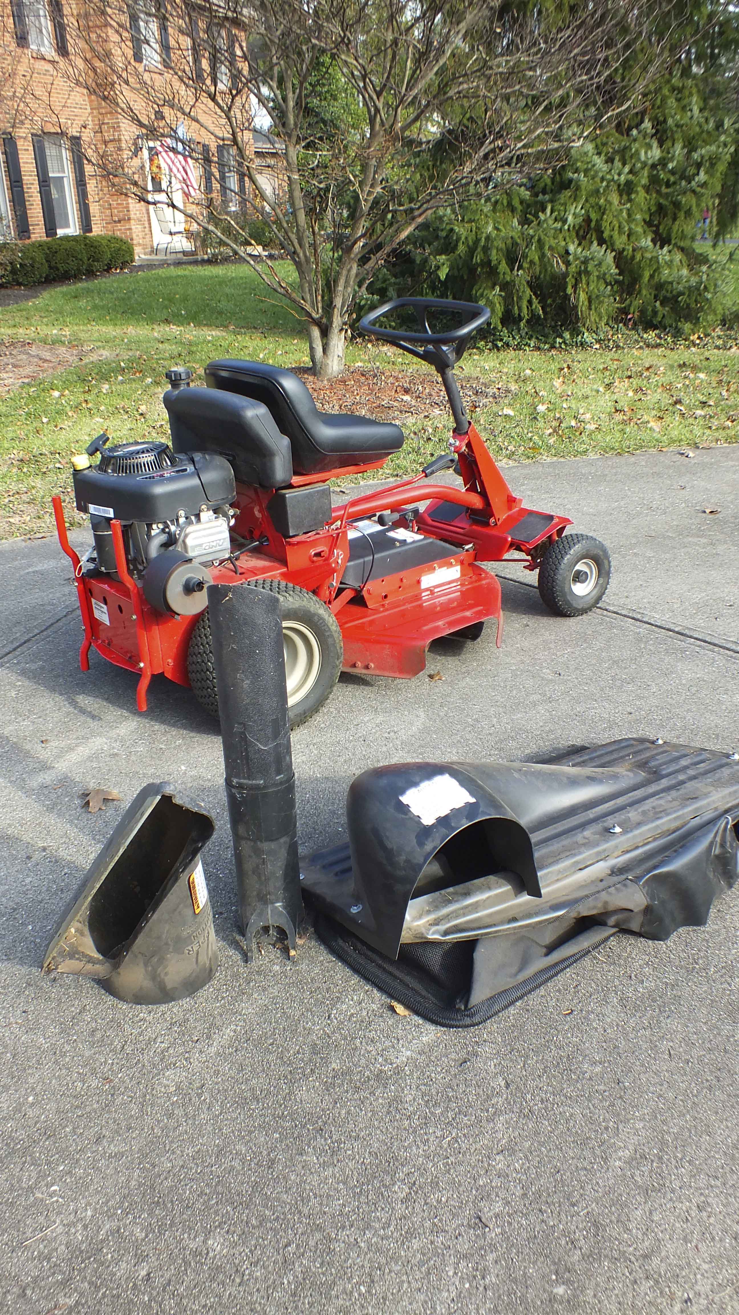 2009 Snapper Riding Mower with Leaf Catcher