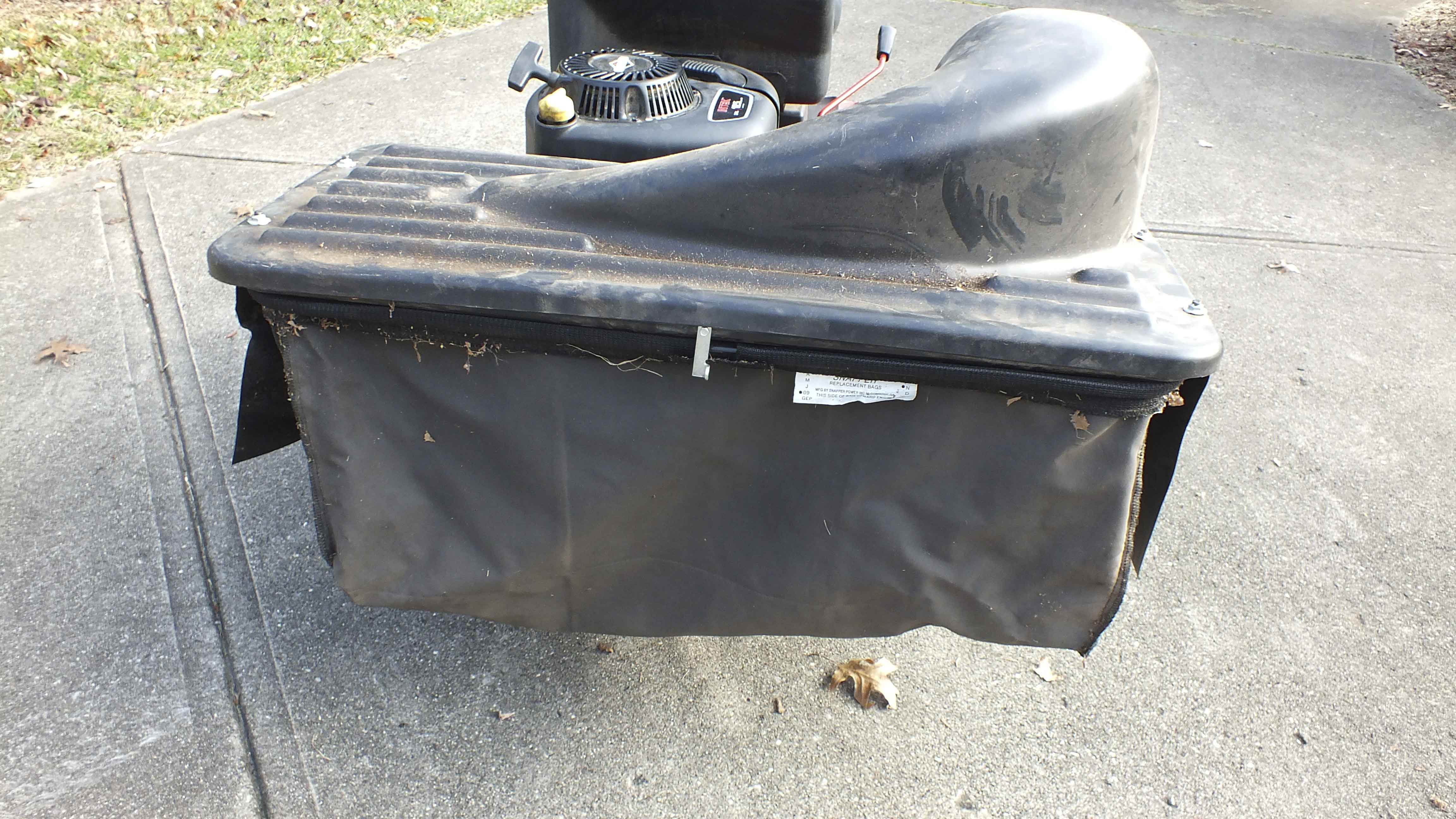 2009 Snapper Riding Mower with Leaf Catcher