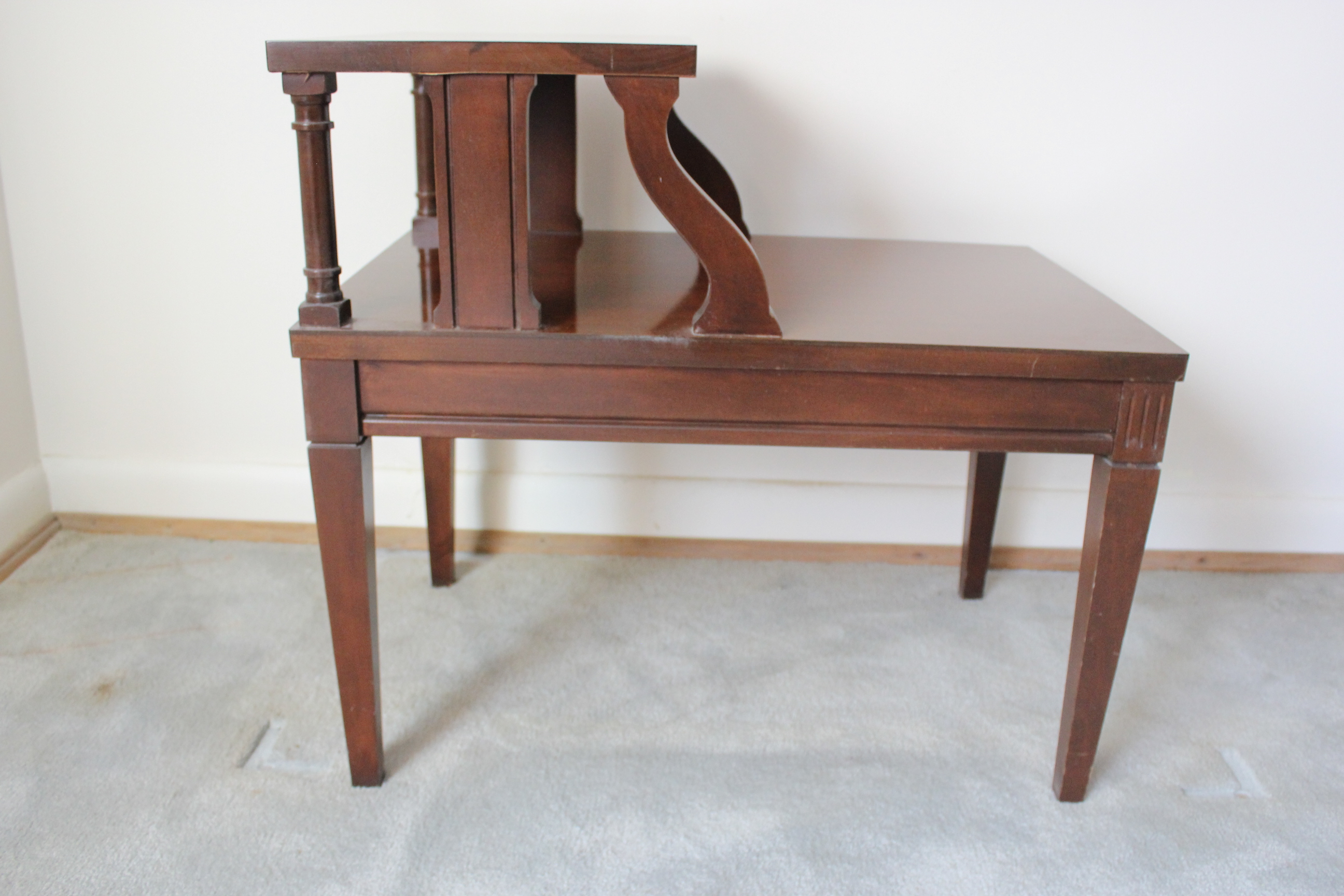 Mersman Mahogany Two-Tier Side Step Table