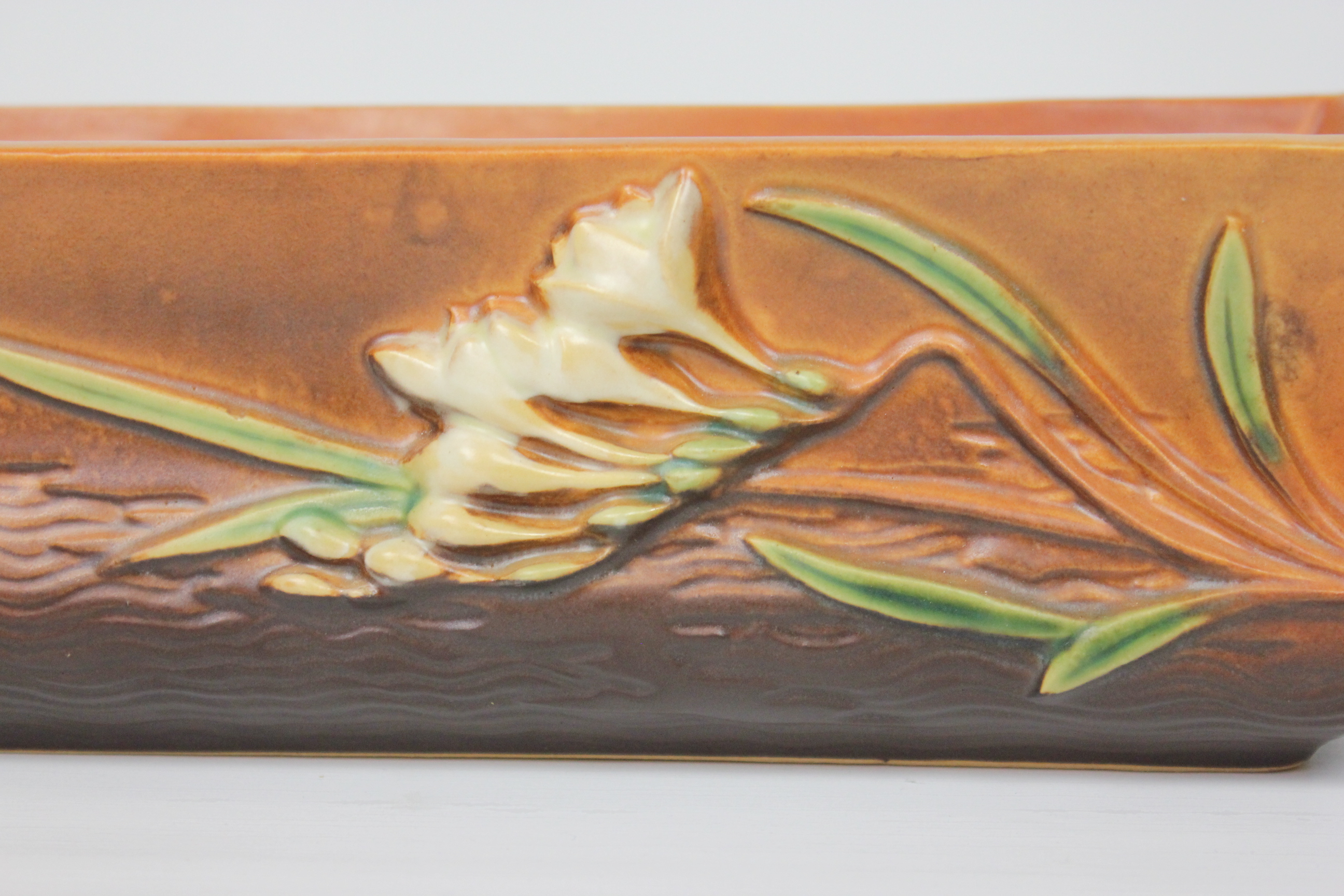 Roseville Pottery Freesia Window Box Planter 