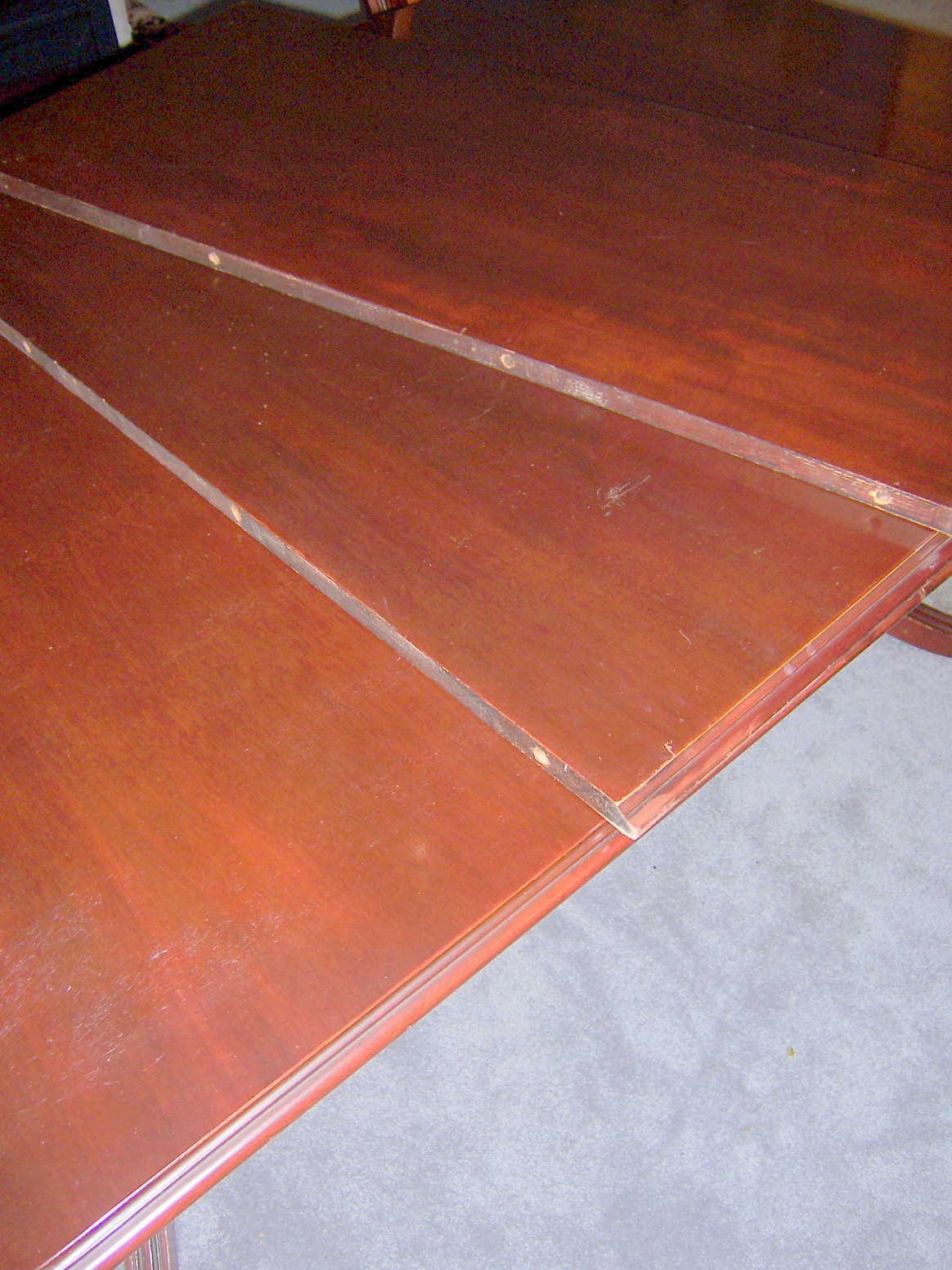 Vintage Duncan Phyfe Style Dining Table and Chairs