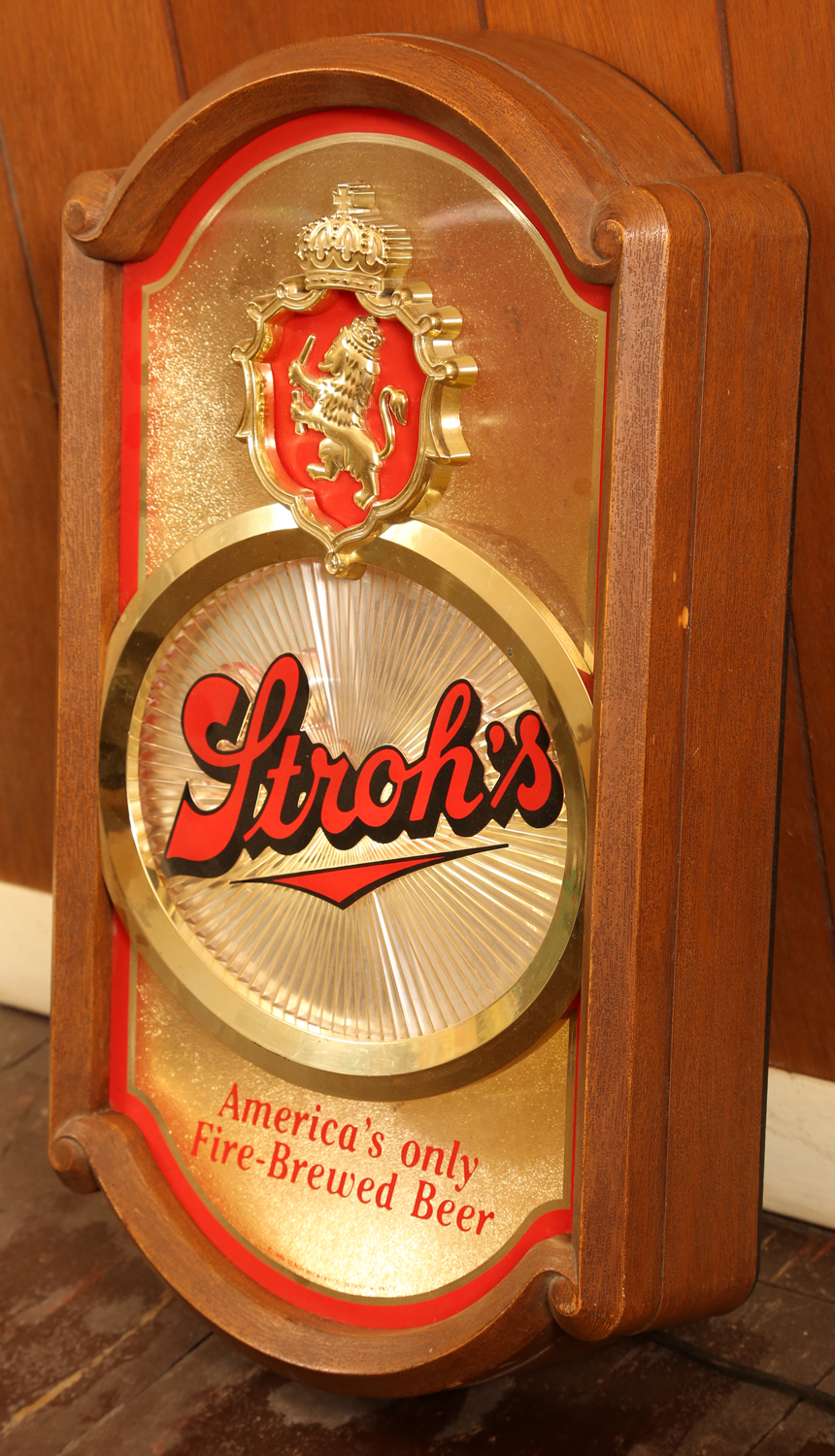 Vintage Lighted Stroh's Beer Sign