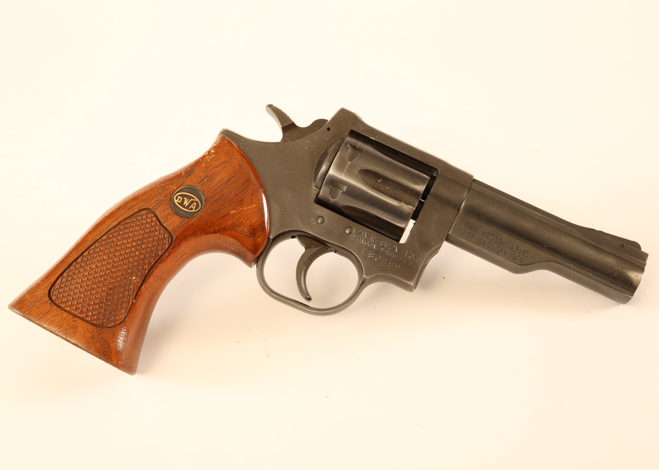 Dan Wesson .357 Magnum CTG Revolver with Leather Holster