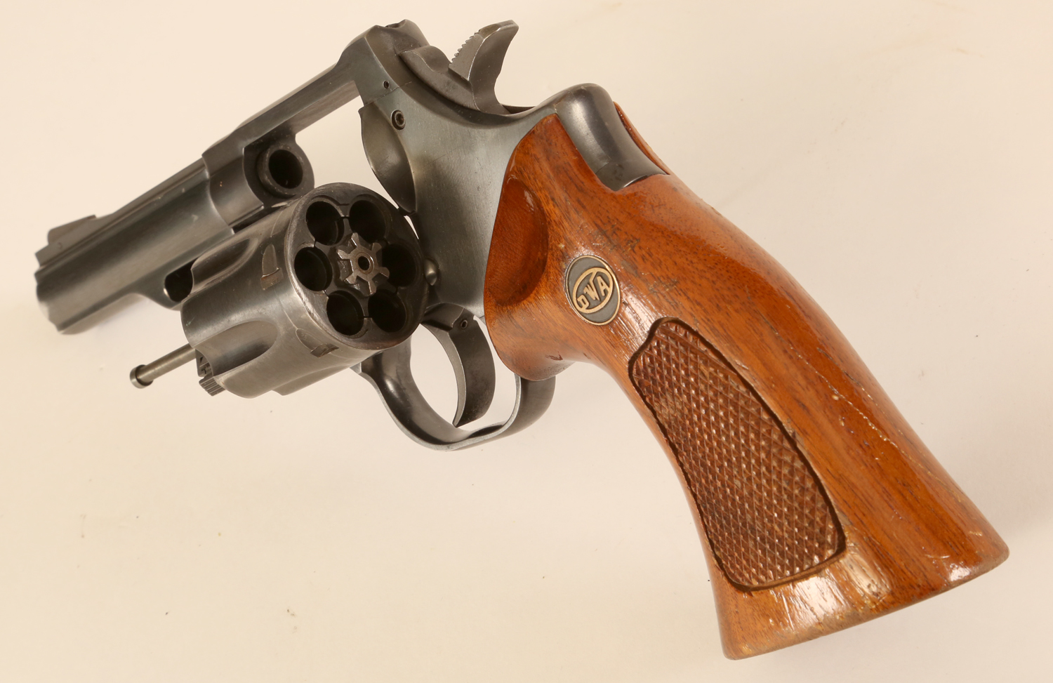 Dan Wesson .357 Magnum CTG Revolver with Leather Holster