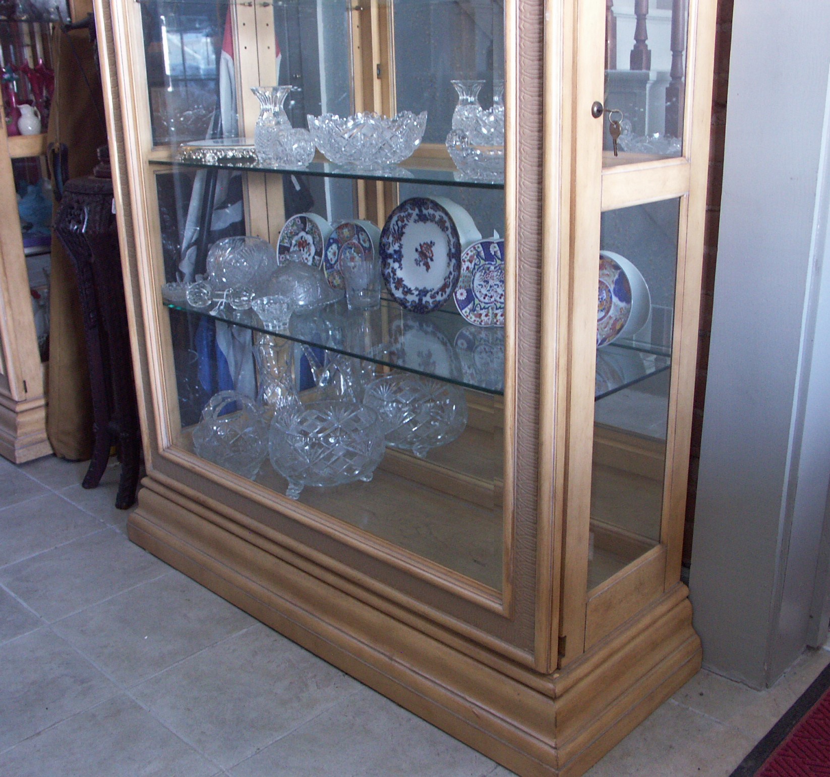 Large American Signature Furniture China Cabinet