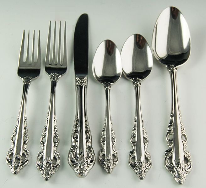Wallace Silversmith Stainless Steel Flatware