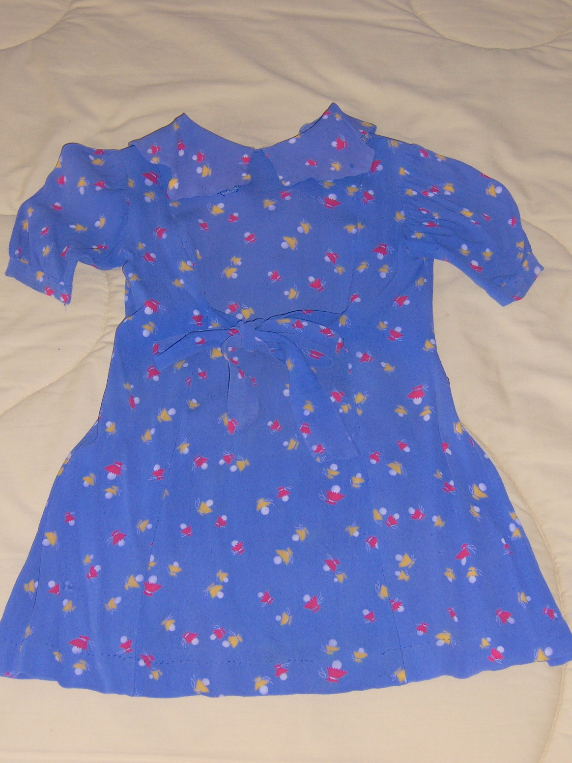 Young Girl's 1940s Vintage Dress