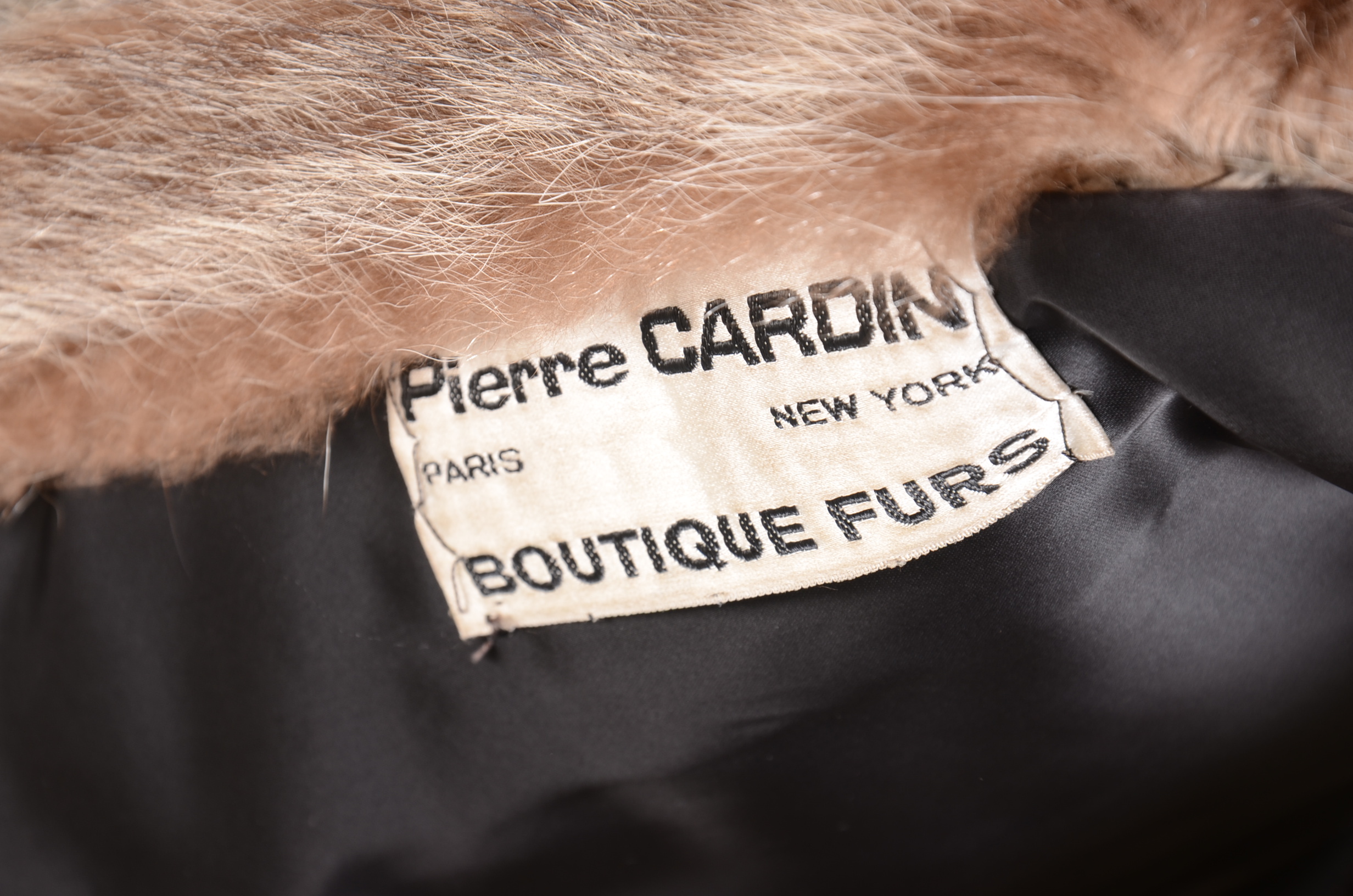Vintage Pierre Cardin Boutique Furs for Gidding Jenny Raccoon Fur Coat
