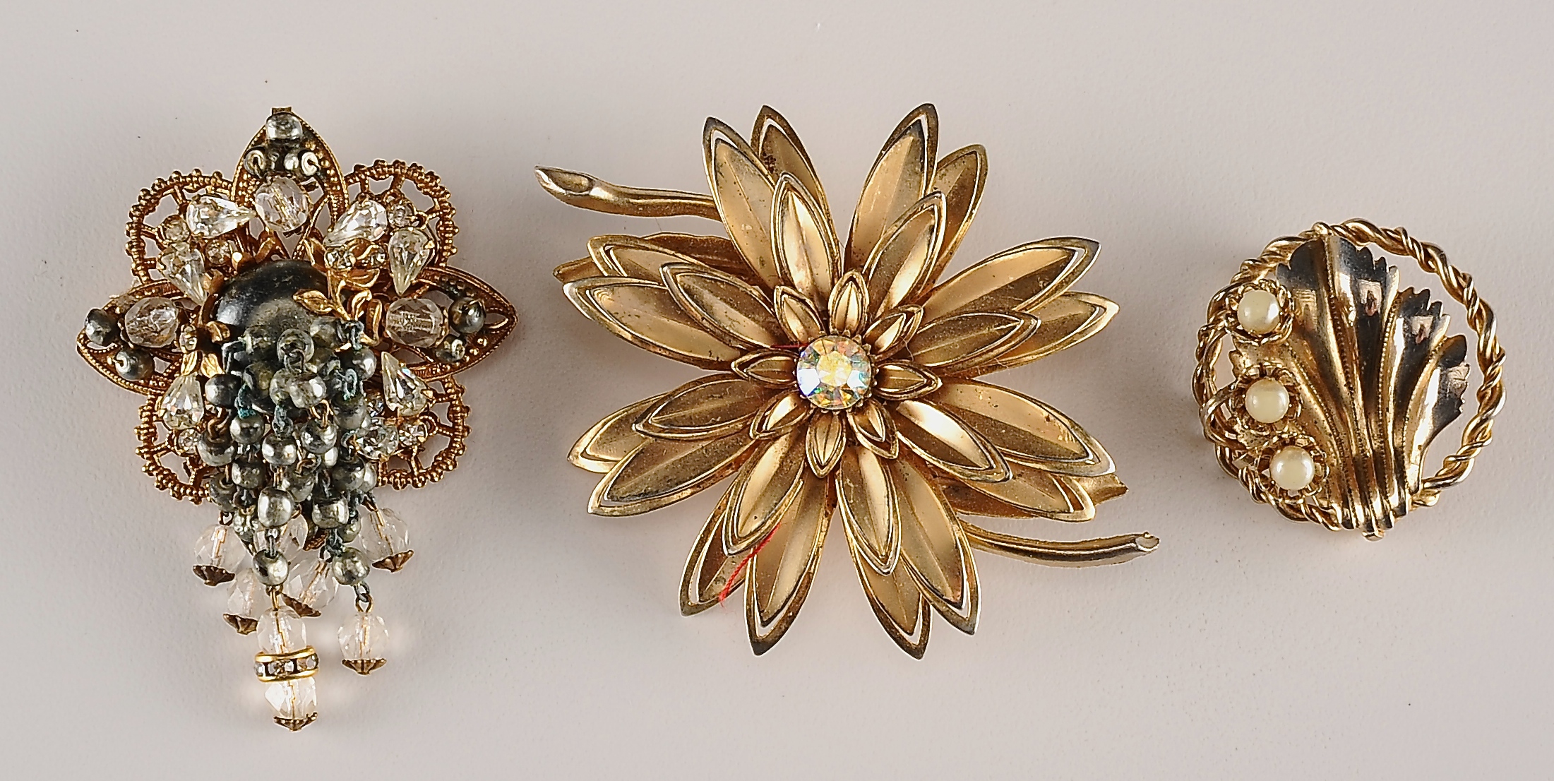 Vintage Jewelry Items, a Rhinestone Choker and Three Brooches