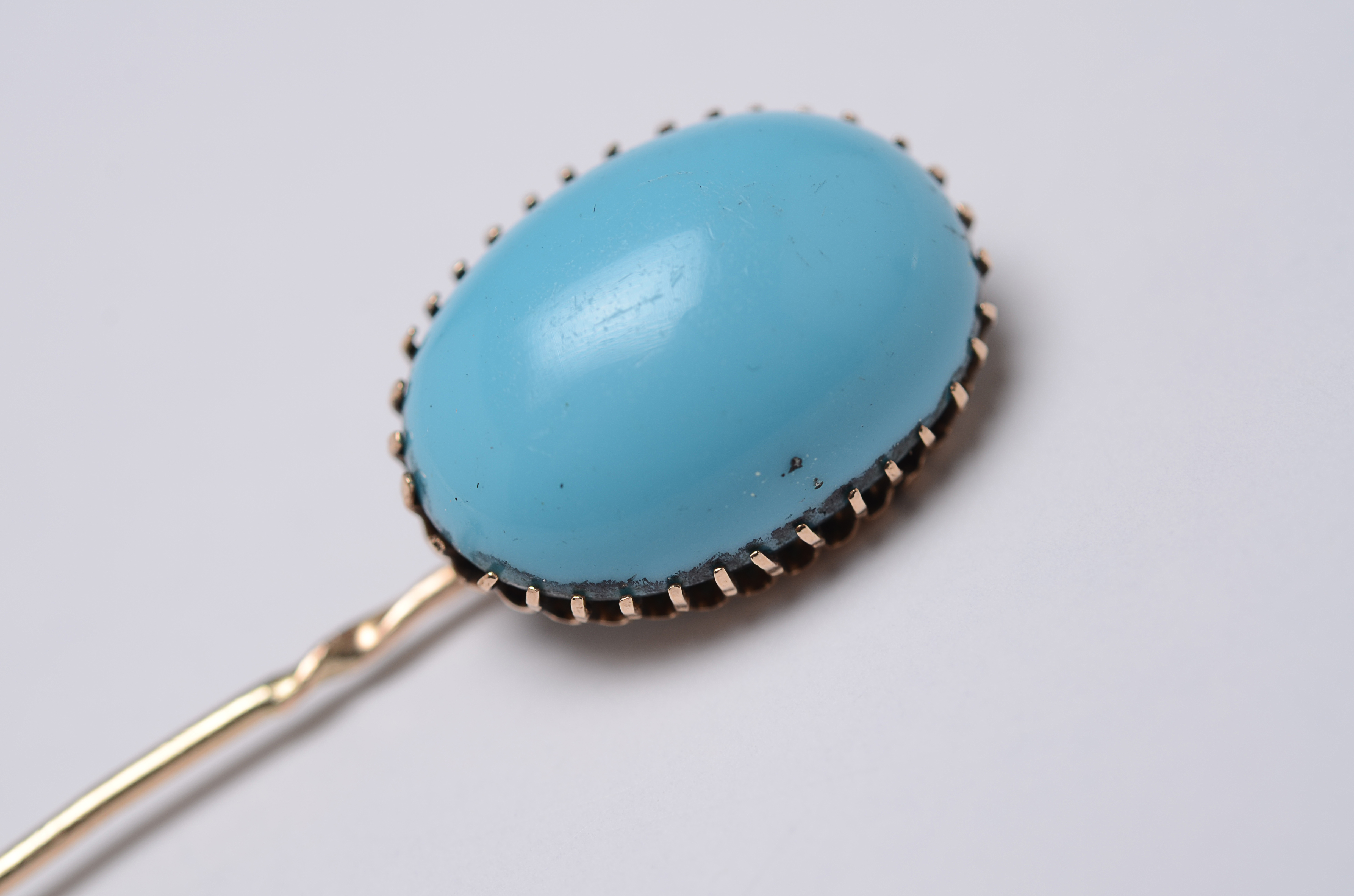  Vintage 10 K Yellow Gold Turquoise Pin