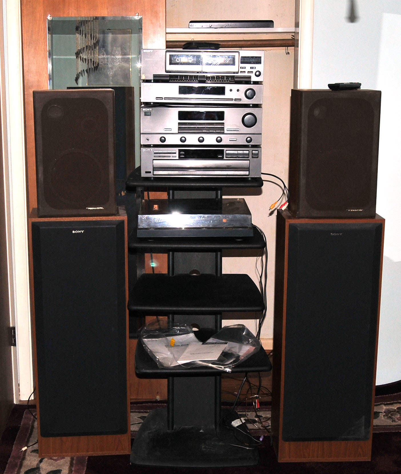 Sony Component Stereo System Includes CD Player, Turntable,  Speakers, More