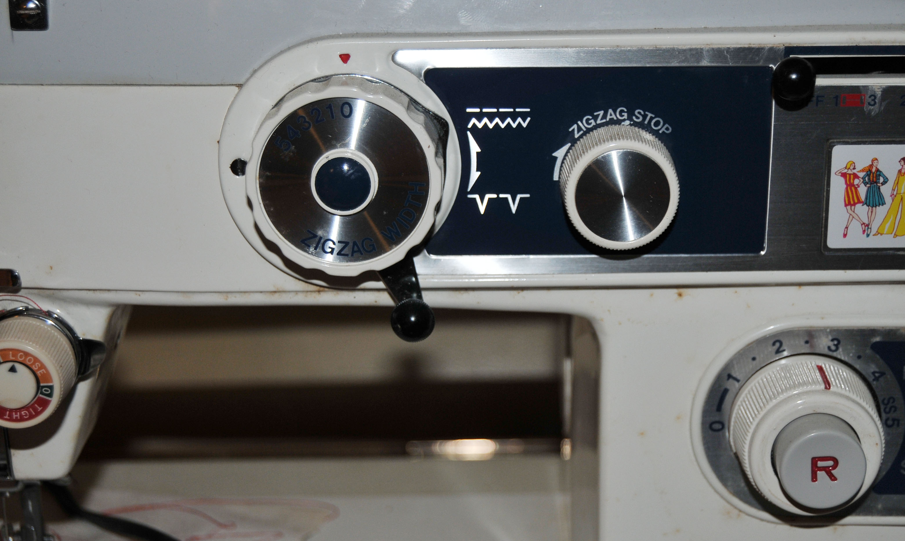 Vintage Seven Super Zigzag Sewing Machine