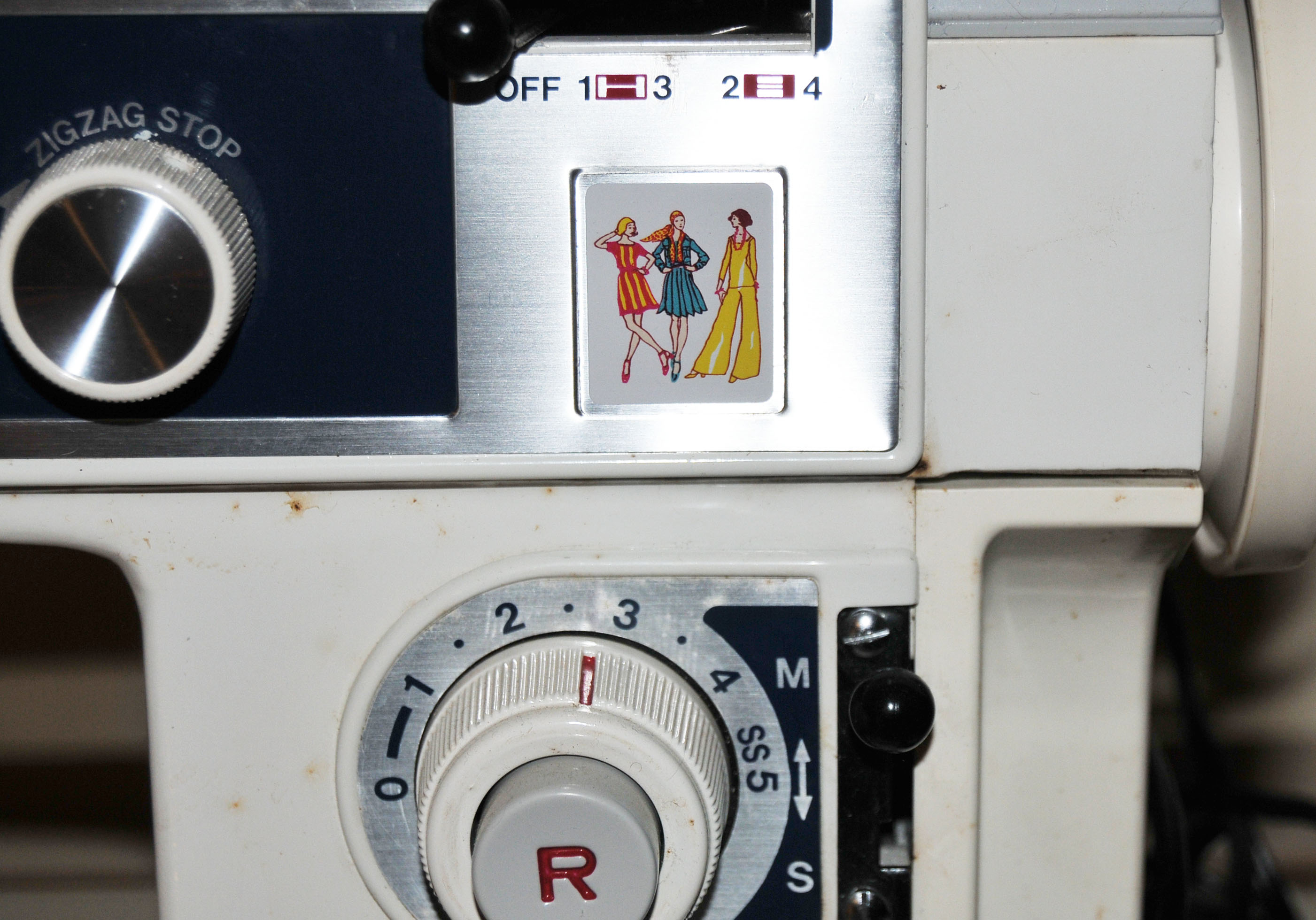 Vintage Seven Super Zigzag Sewing Machine