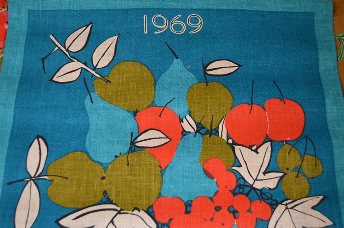20 Vintage Linen Calendars 