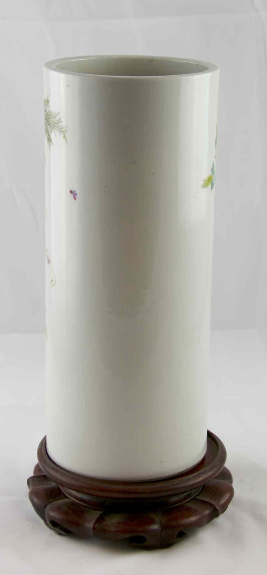 Antique Tung-Chih Era, Qing Dynasty Porcelain Vase