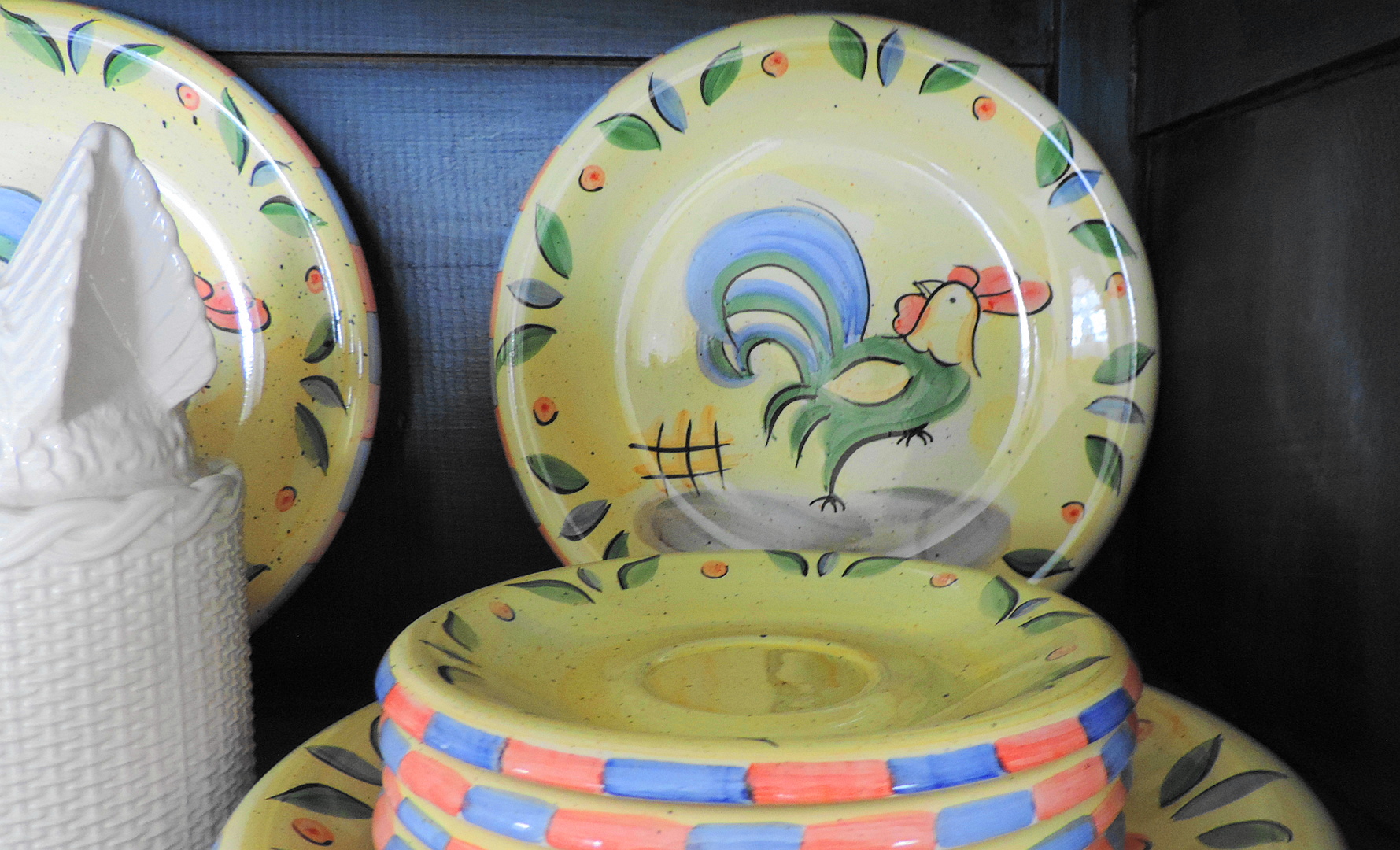 Rooster-Themed Dinnerware and Serving Pieces