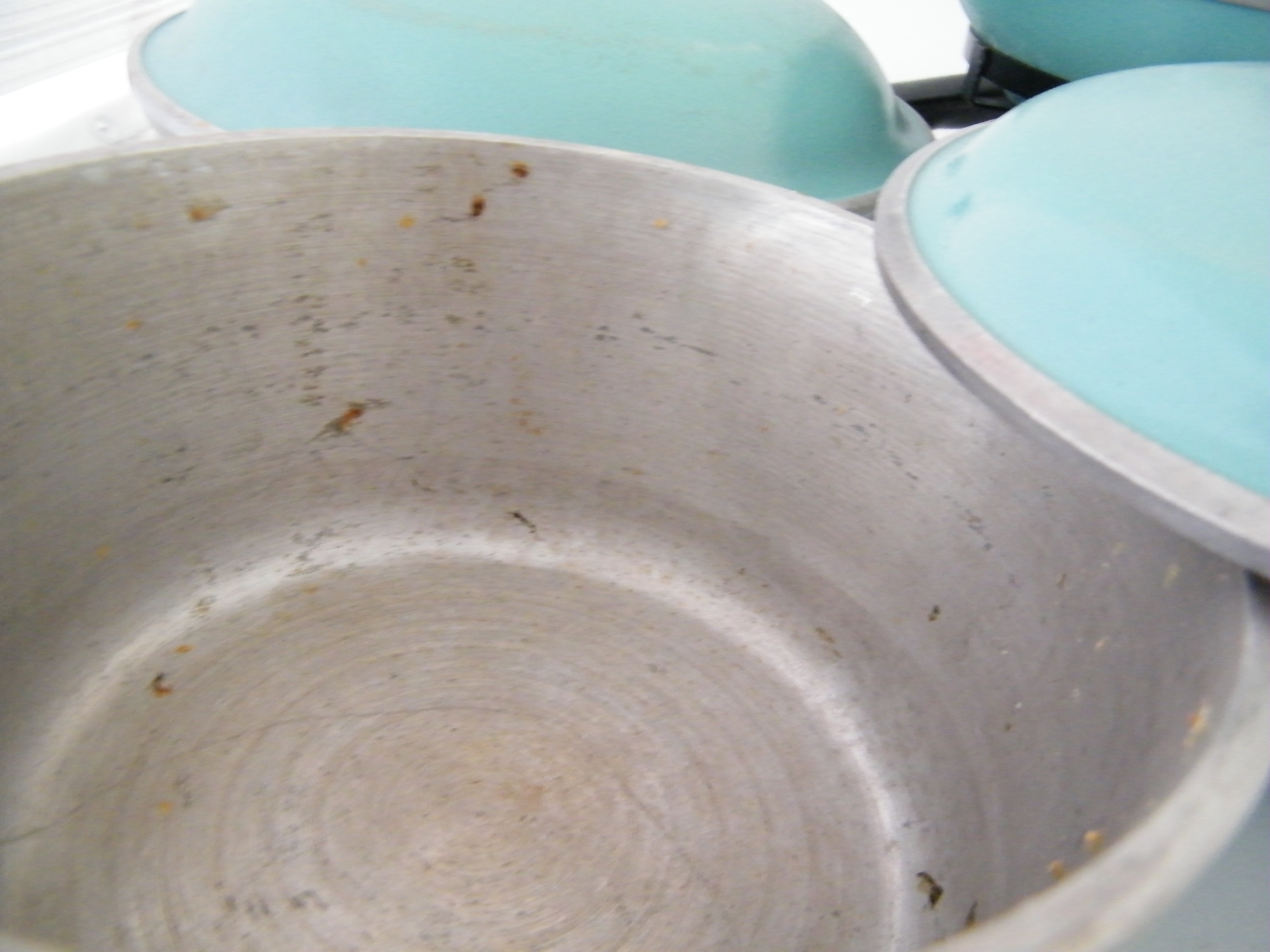 Aqua Enameled Club Cookware