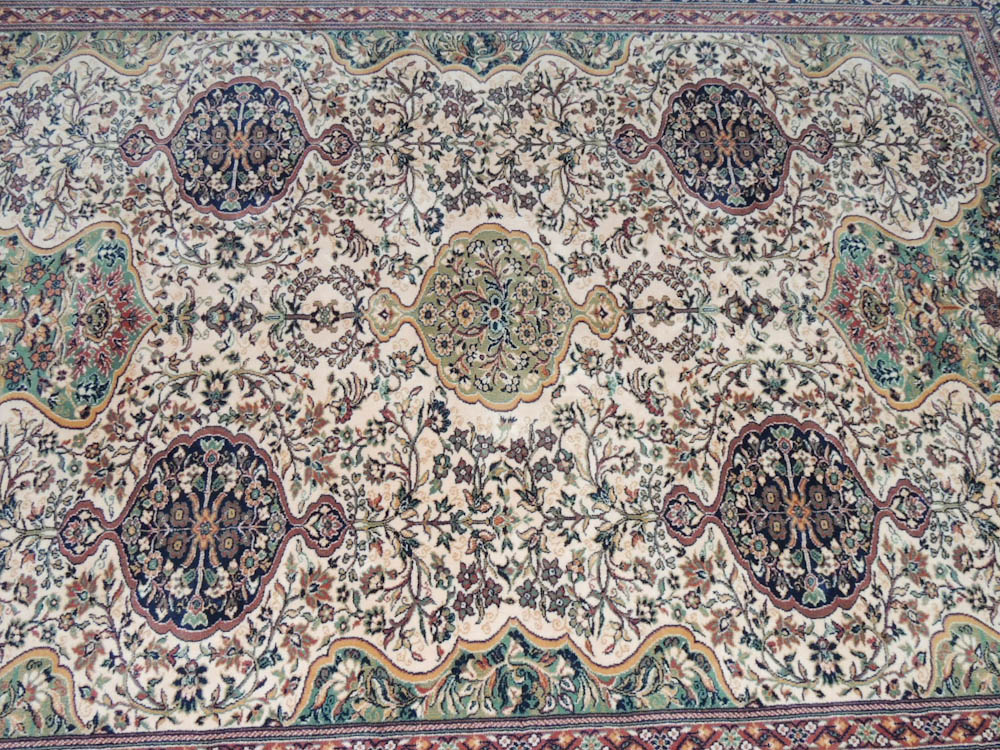Couristan Wool Area Rug 10' by 8'