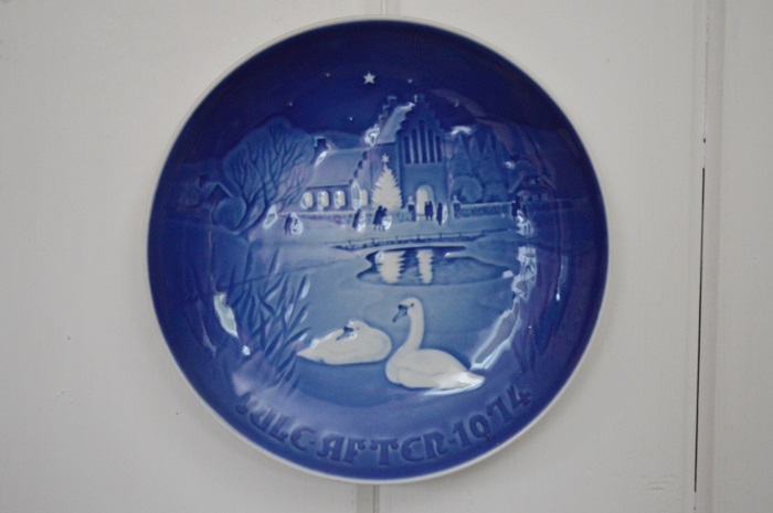 5 Bing & Grondahl Artist Signed and Stamped Collectible Plates Made in Denmark