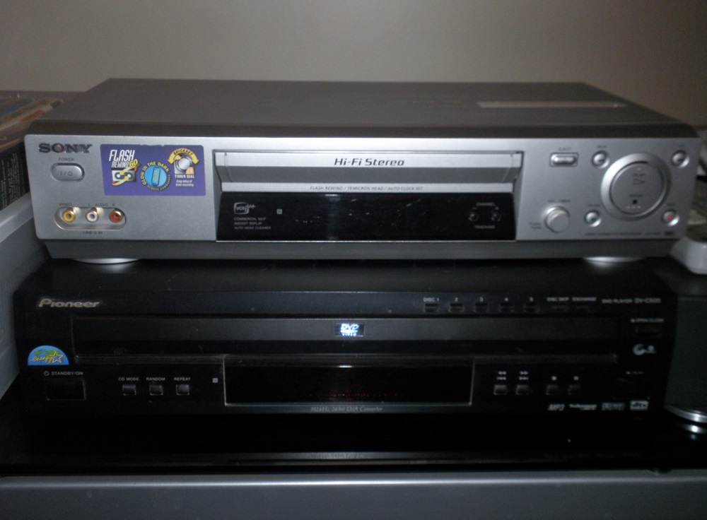 Pioneer DVD Player, Sony VCR Player, Magnavox VCR Recorder