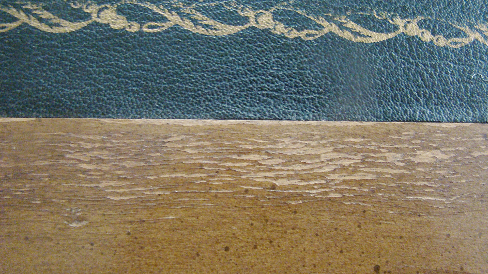 Broyhill Maison De Ville Writing Desk and Chair