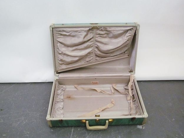 Vintage Three-Piece Samsonite Luggage Set