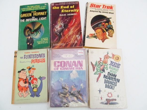Vintage Paperback Grouping 