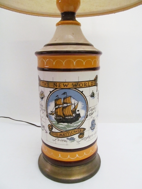 Vintage Mayflower Porcelain Table Lamp