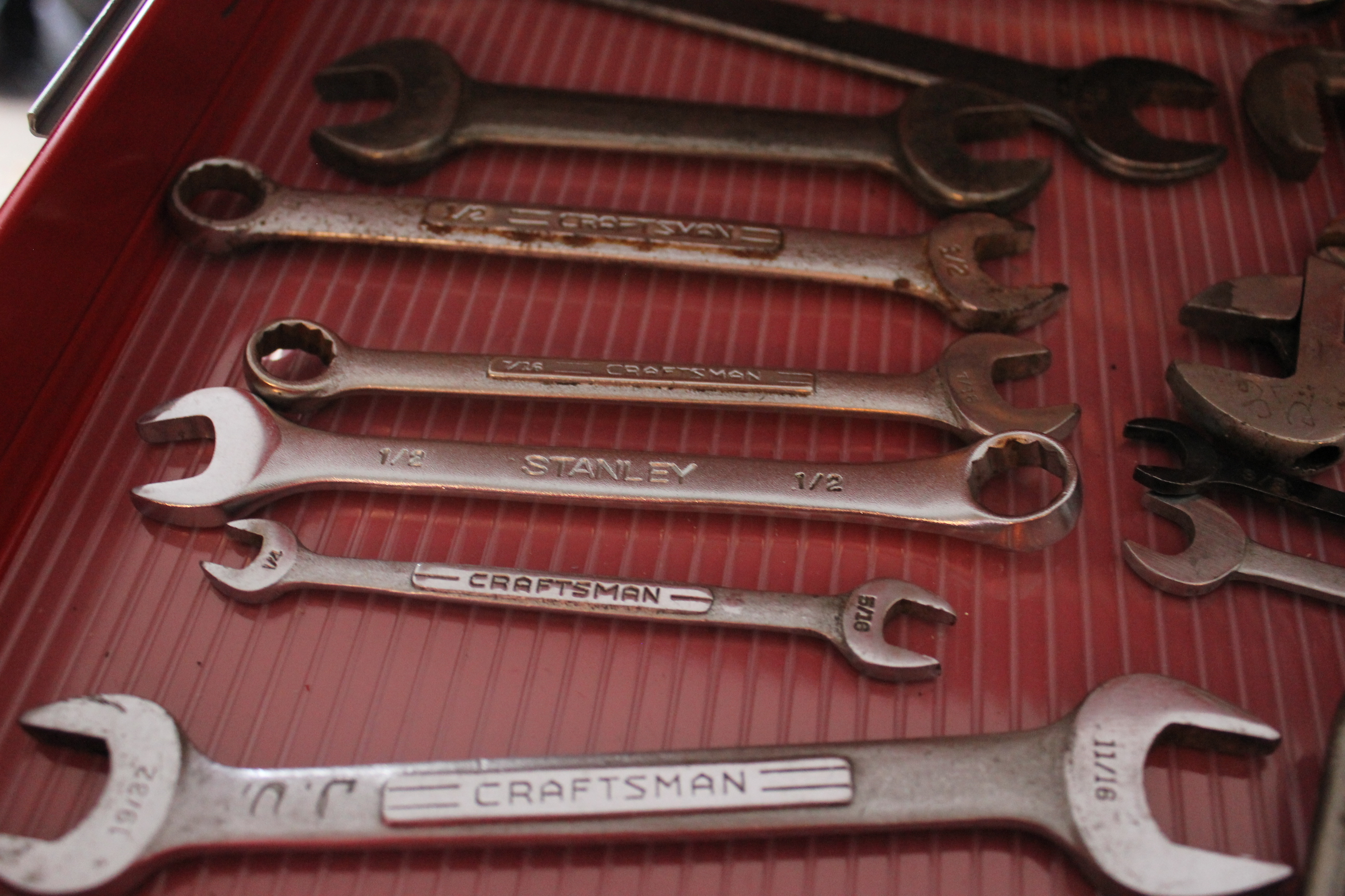 Craftsman Industrial Tool Chest 15 Drawers and Tools 