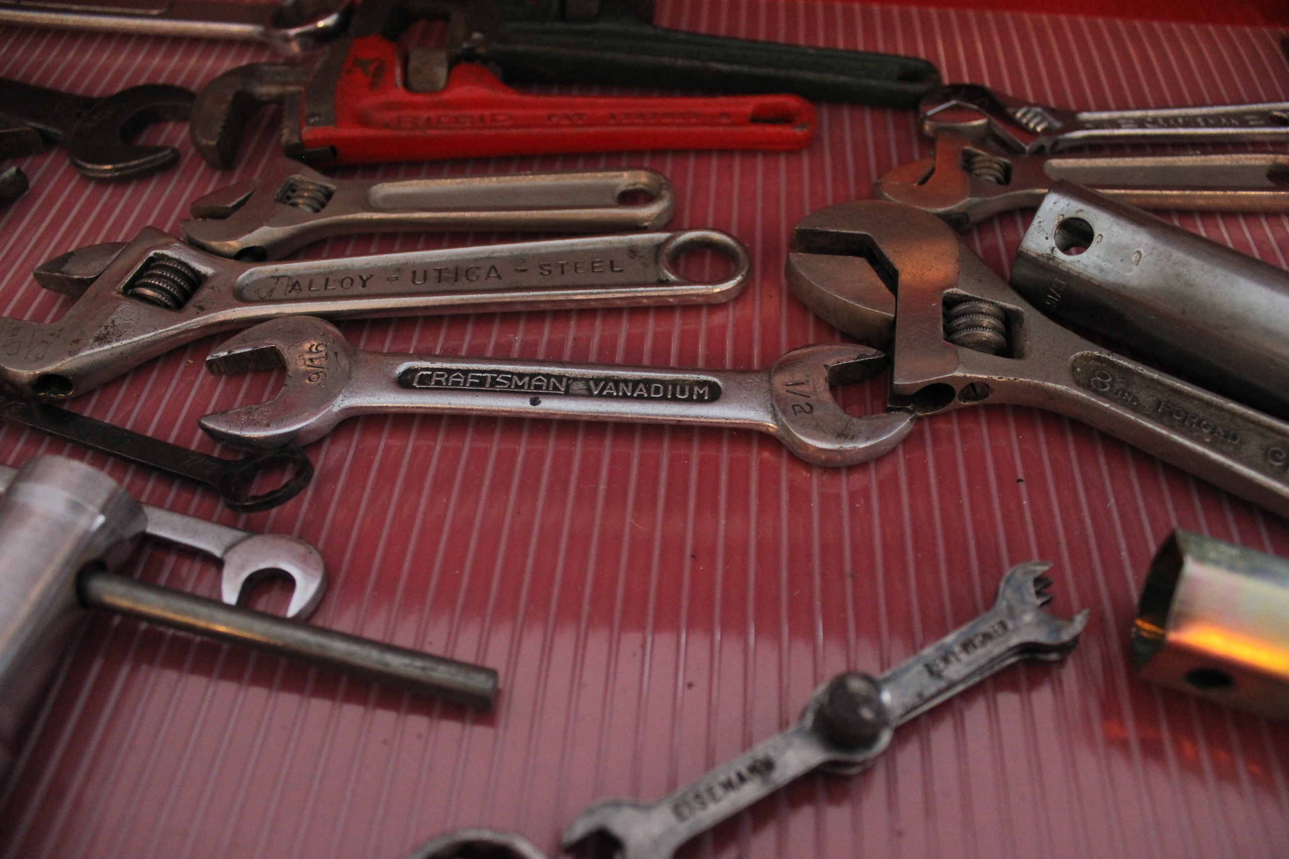 Craftsman Industrial Tool Chest 15 Drawers and Tools 