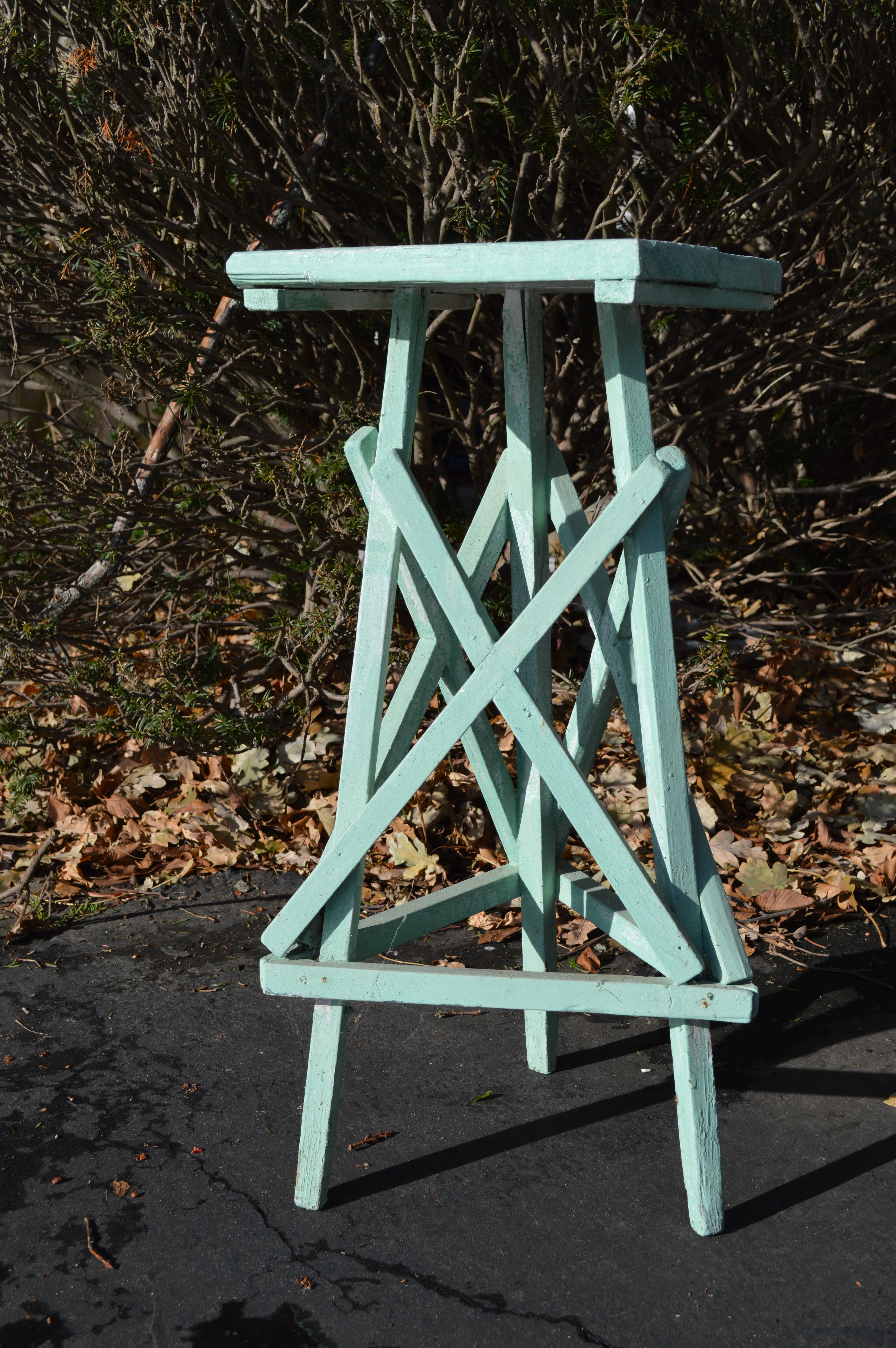 Vintage Painted Plant Stand in Sea Foam Green