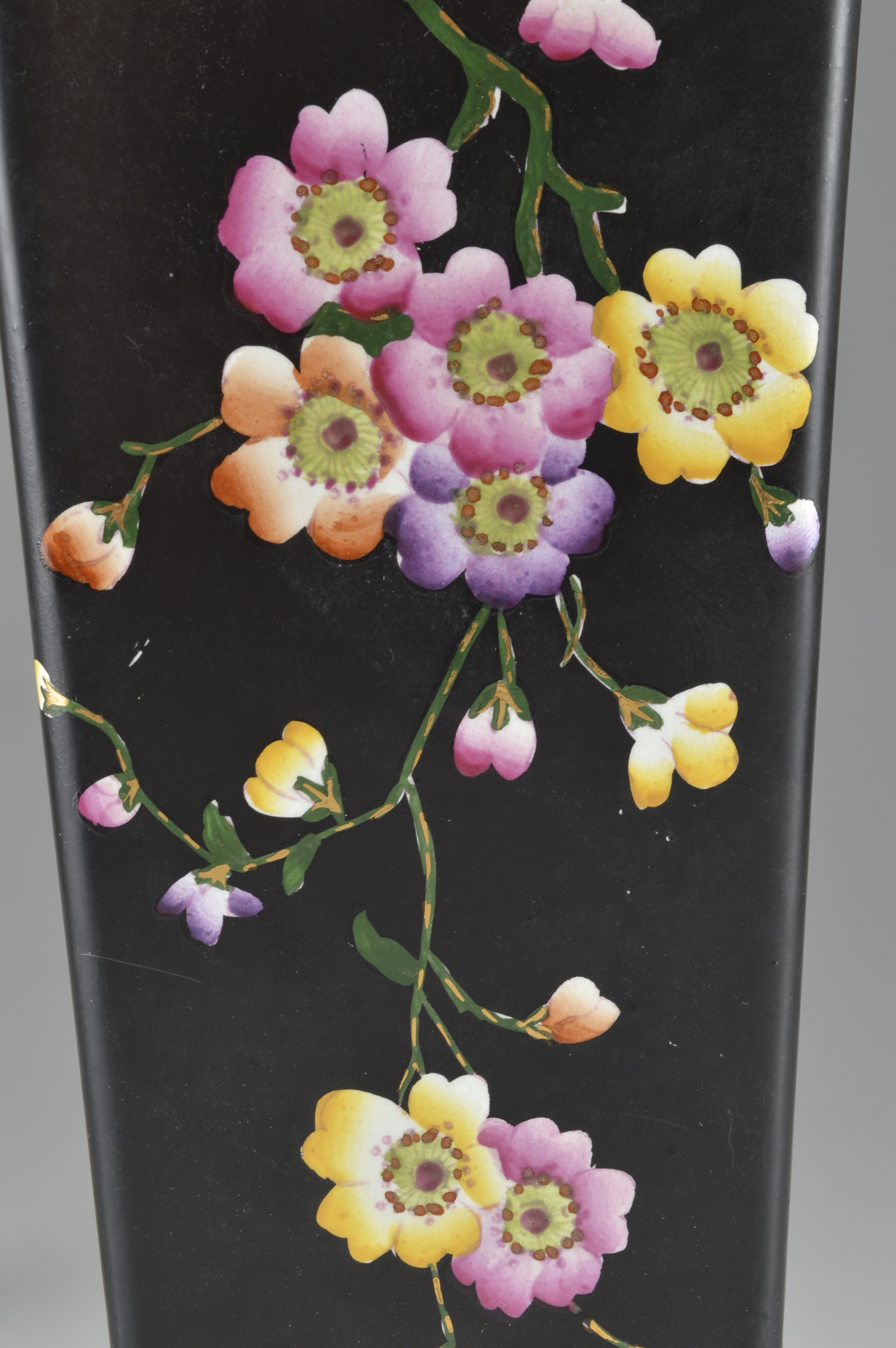 Black Ceramic Asian-Inspired Table Lamp