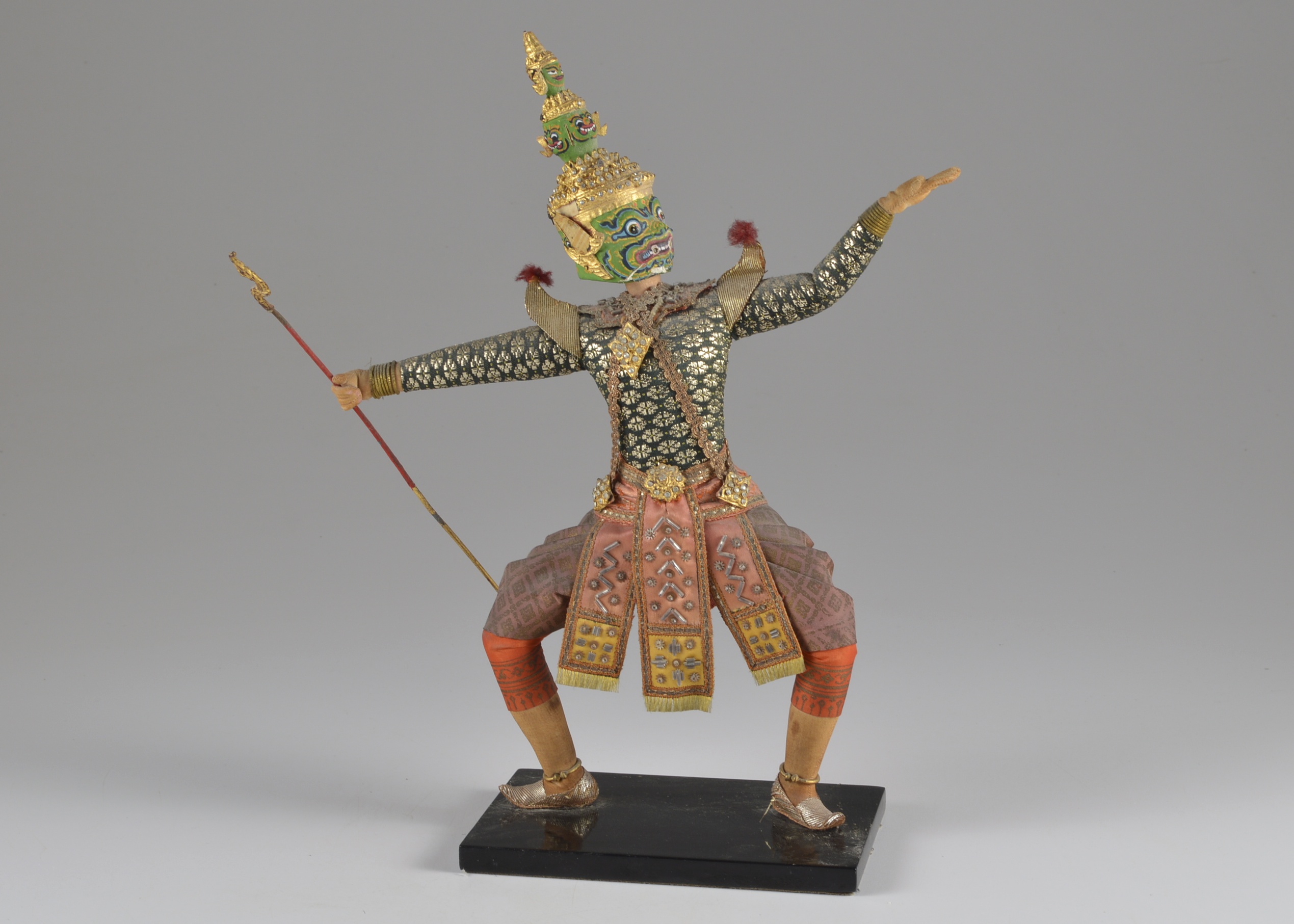 Bangkok Doll Thosaganth Figure