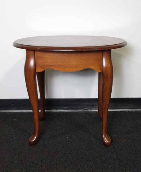 Queen Anne Style Side Table