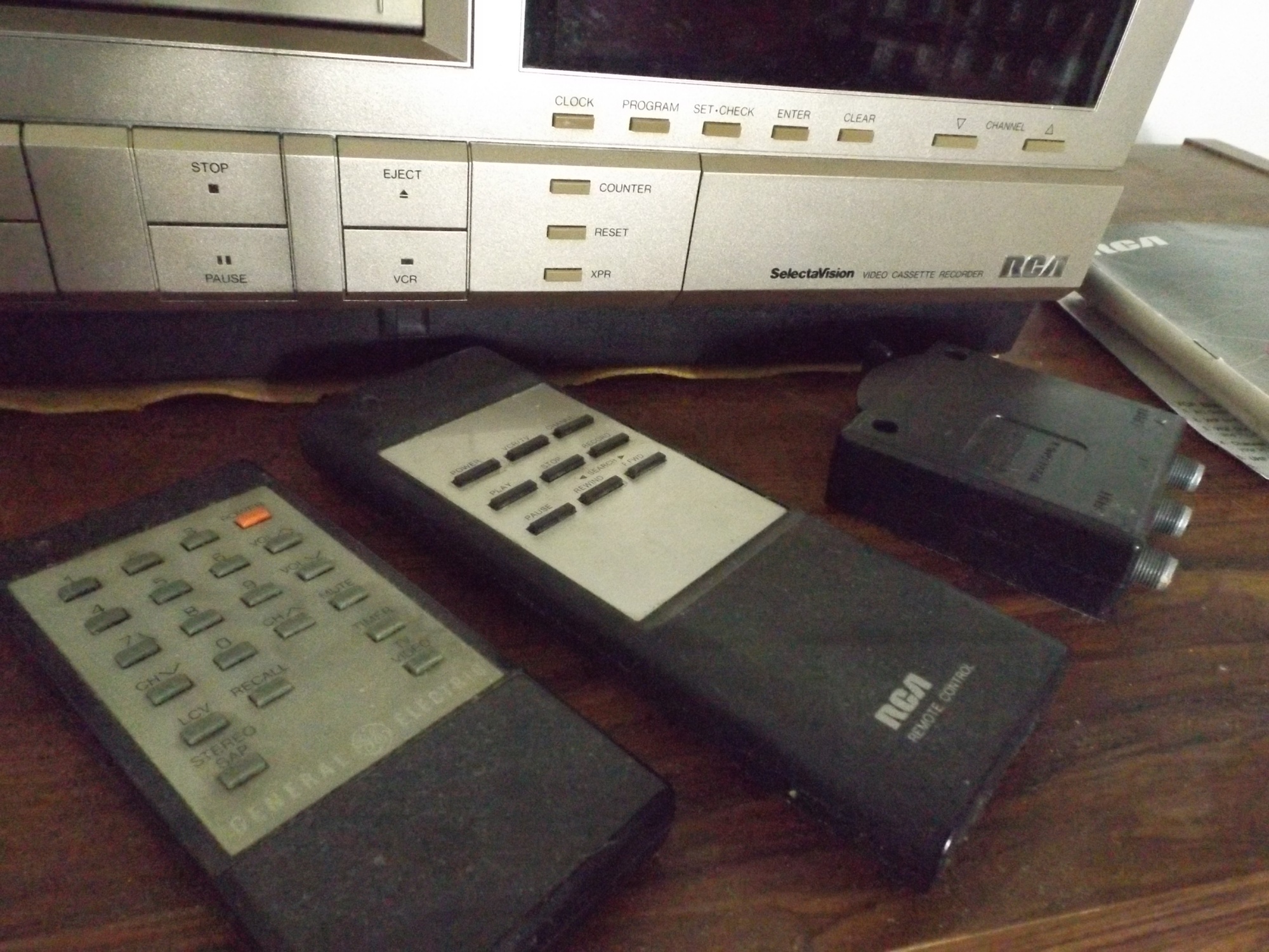 RCA VCR Recorder with Cart