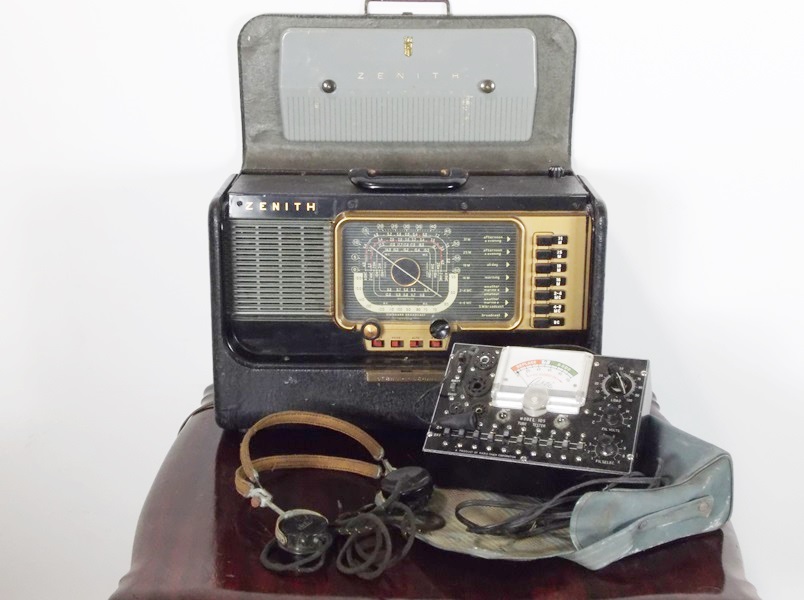 Zenith Transoceanic Radio and Tube Tester 