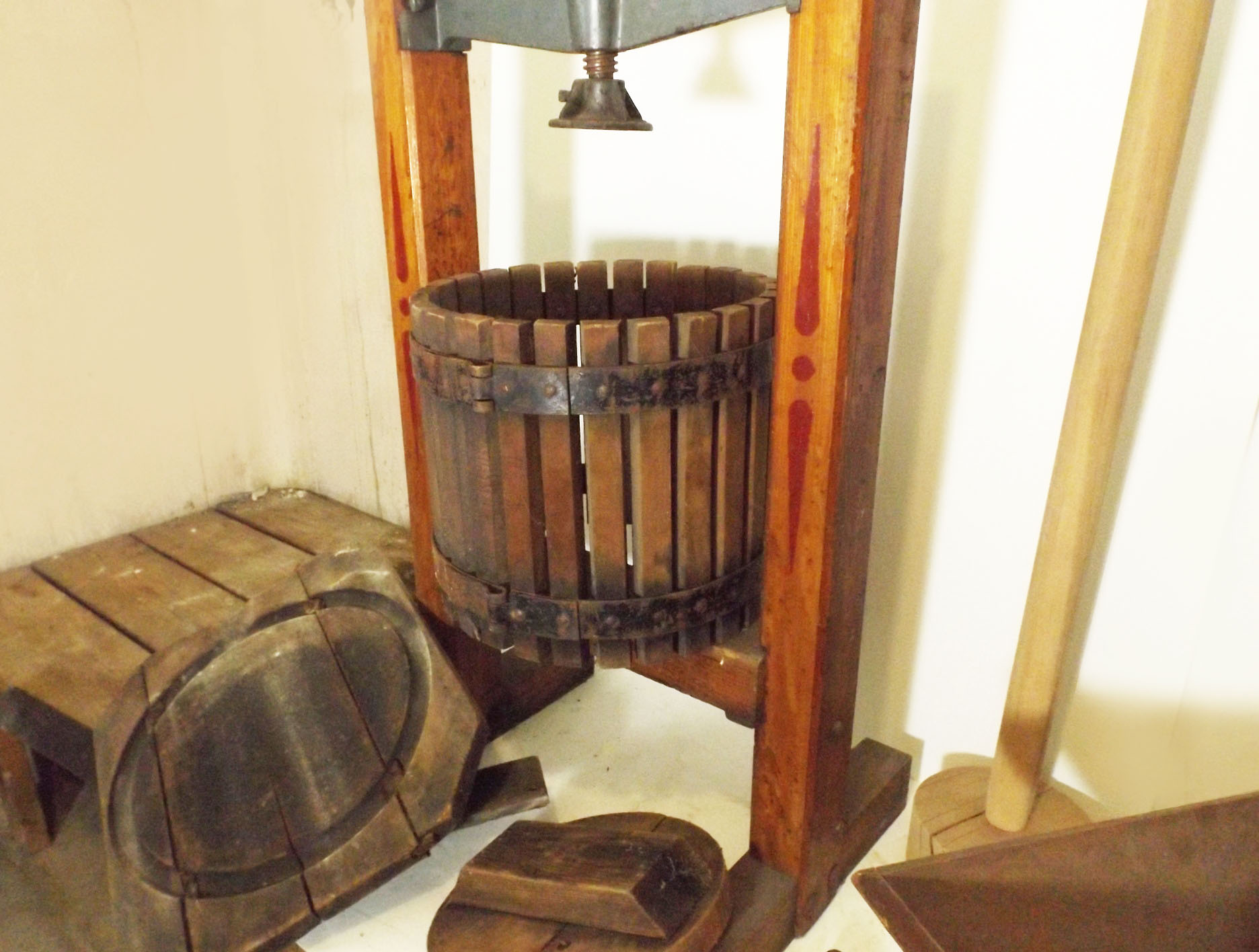Antique Apple Cider/Wine Press